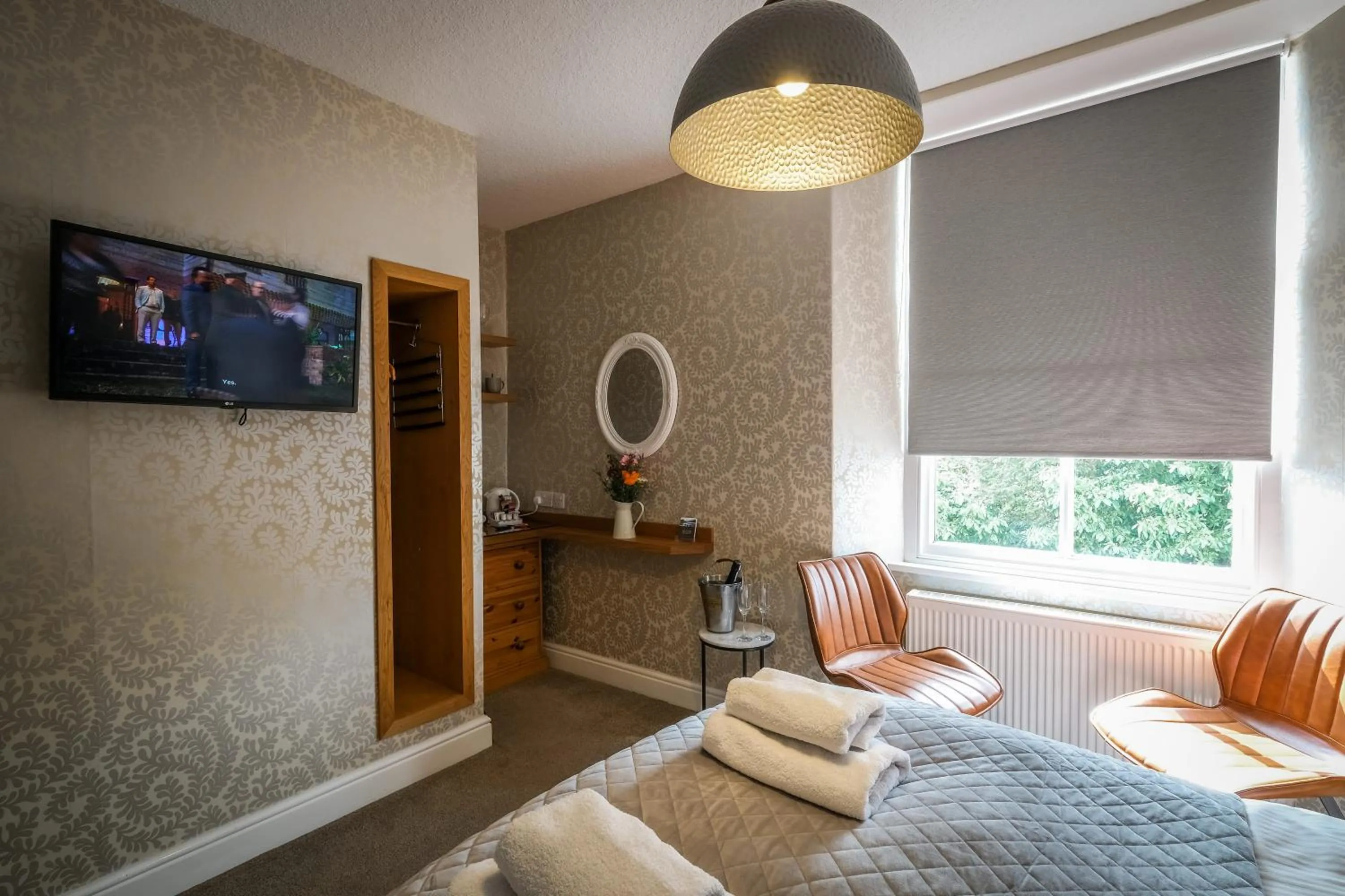 Glen Wynne Windermere - FREE off-site Health Club access with Pool, Sauna, Steam Room & Gym Short 5 Minute Drive Away