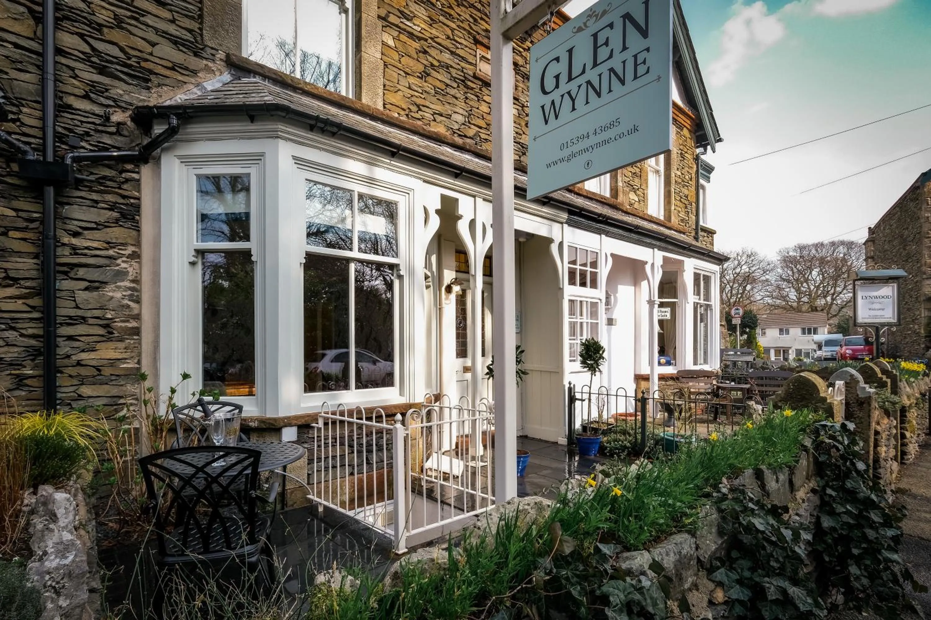 Glen Wynne Windermere - FREE off-site Health Club access with Pool, Sauna, Steam Room & Gym Short 5 Minute Drive Away