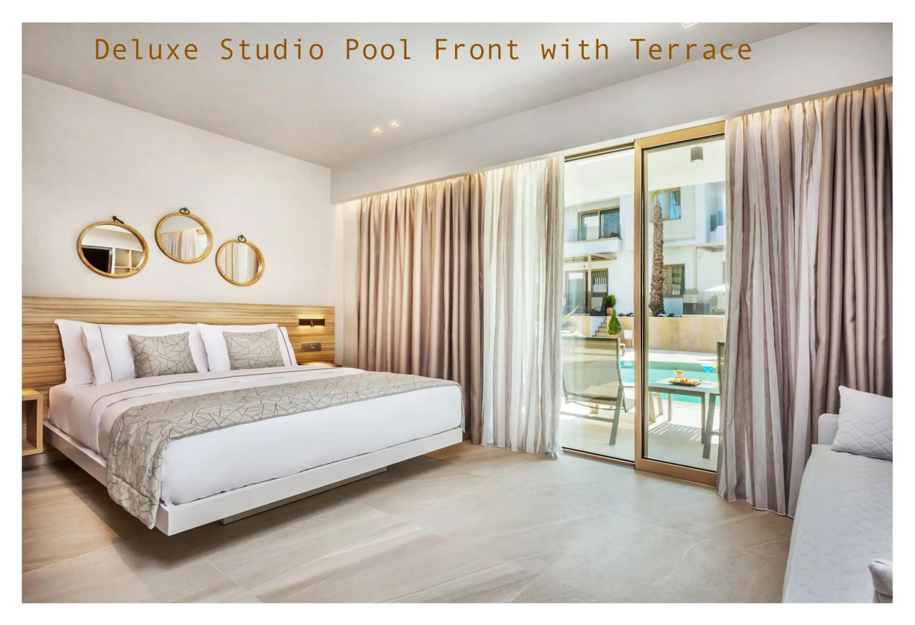 Photo of the whole room, Bed in Pefki Deluxe Residences