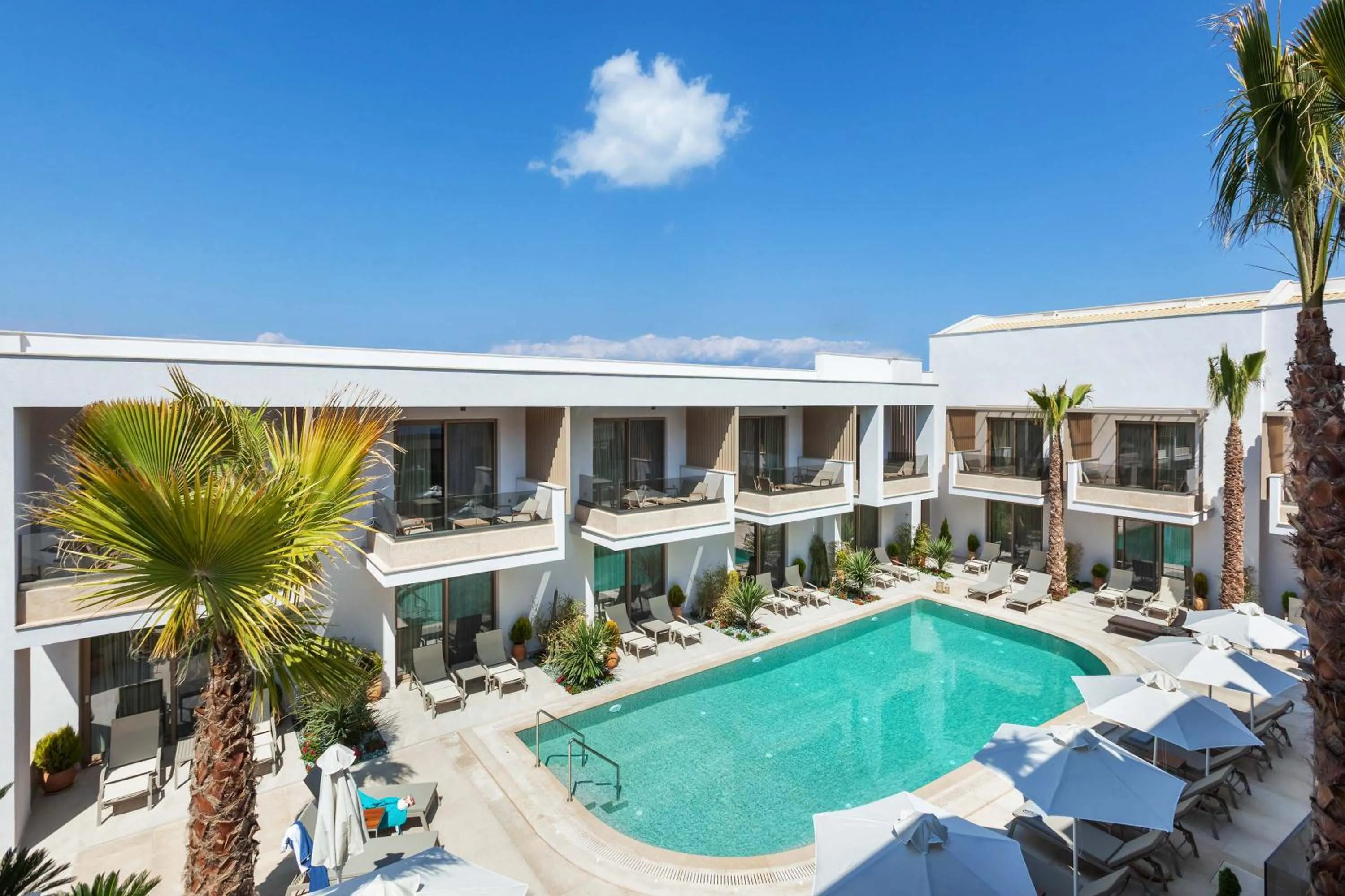 Property building in Pefki Deluxe Residences