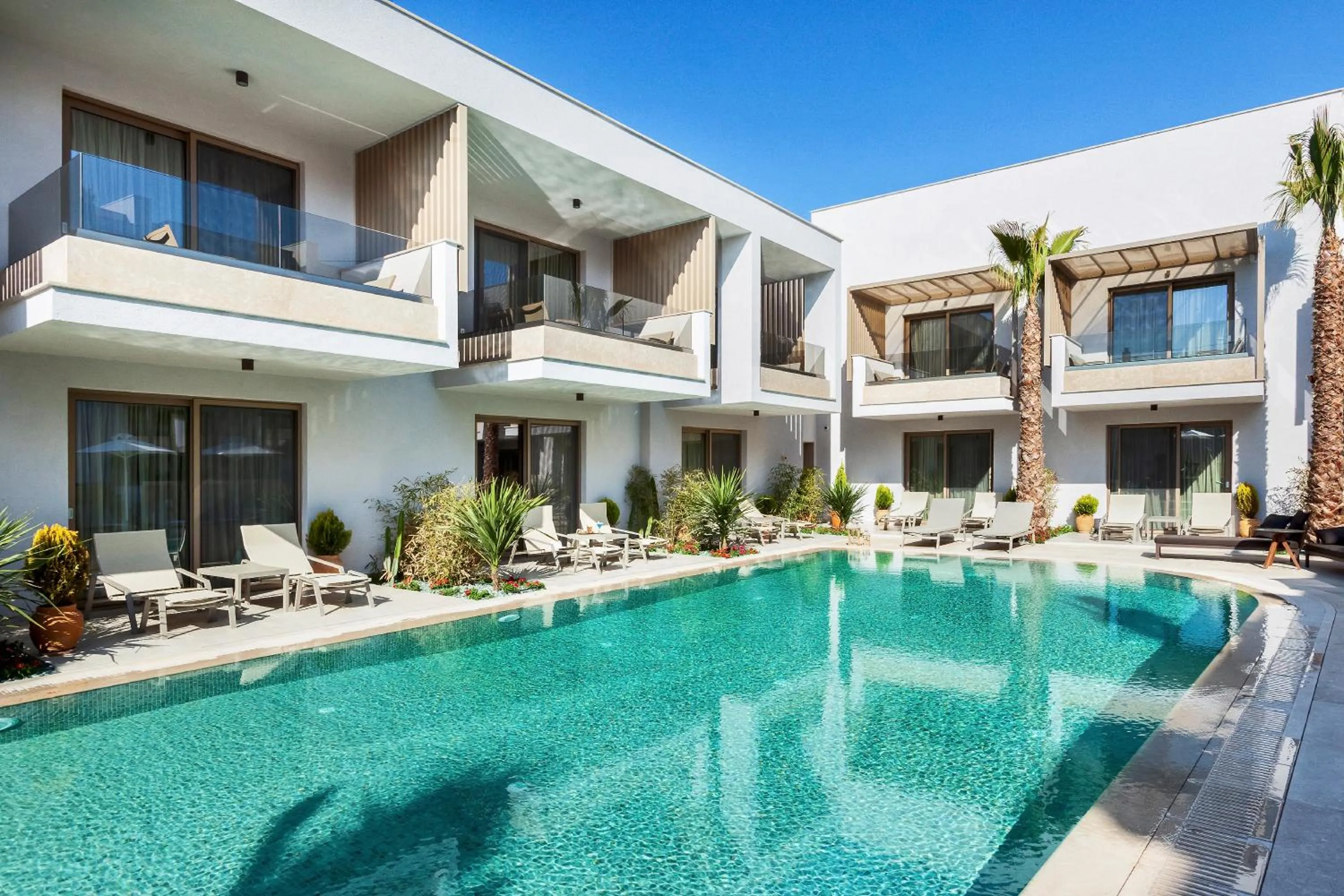 Swimming pool in Pefki Deluxe Residences