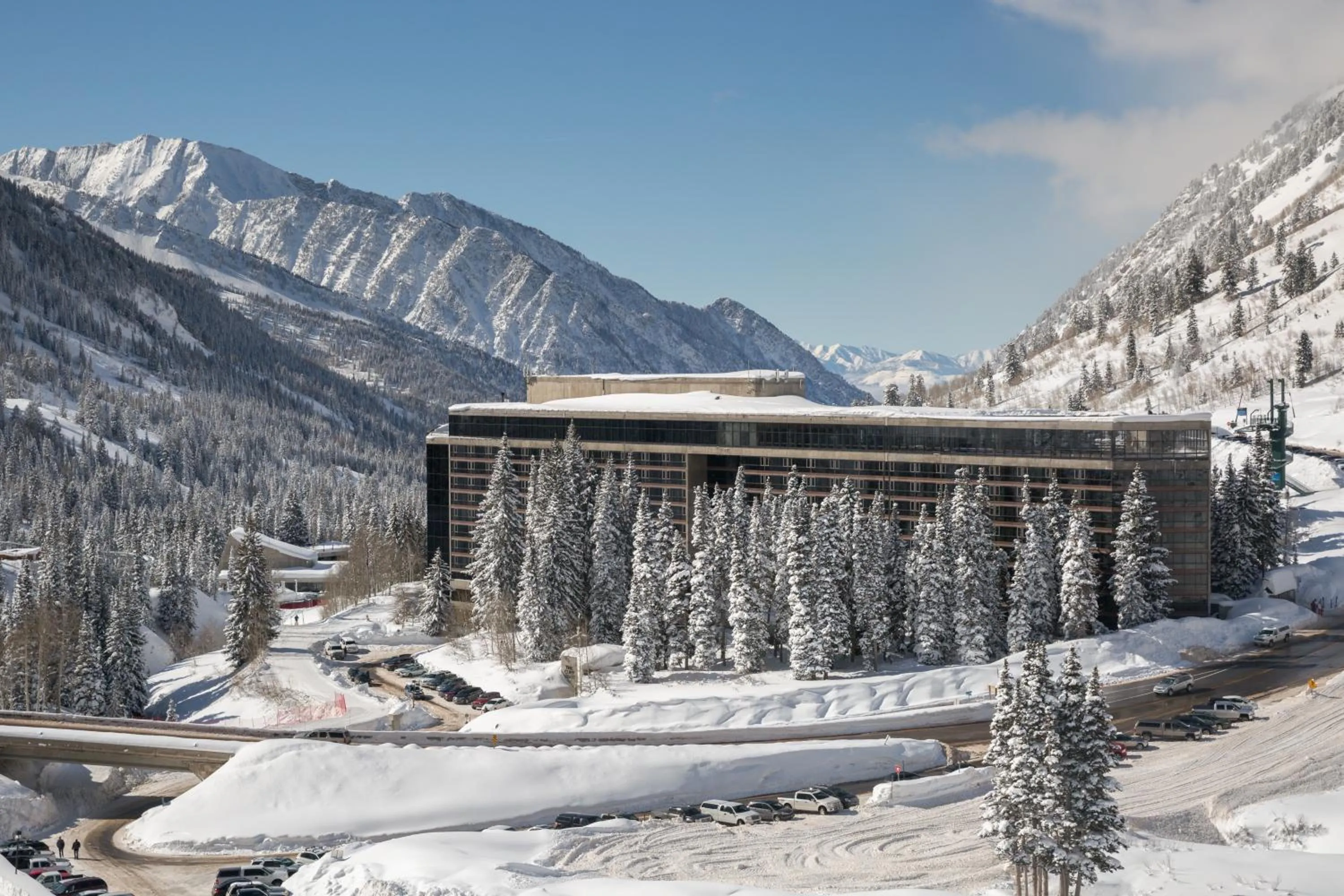 Property building in Cliff Lodge and Spa