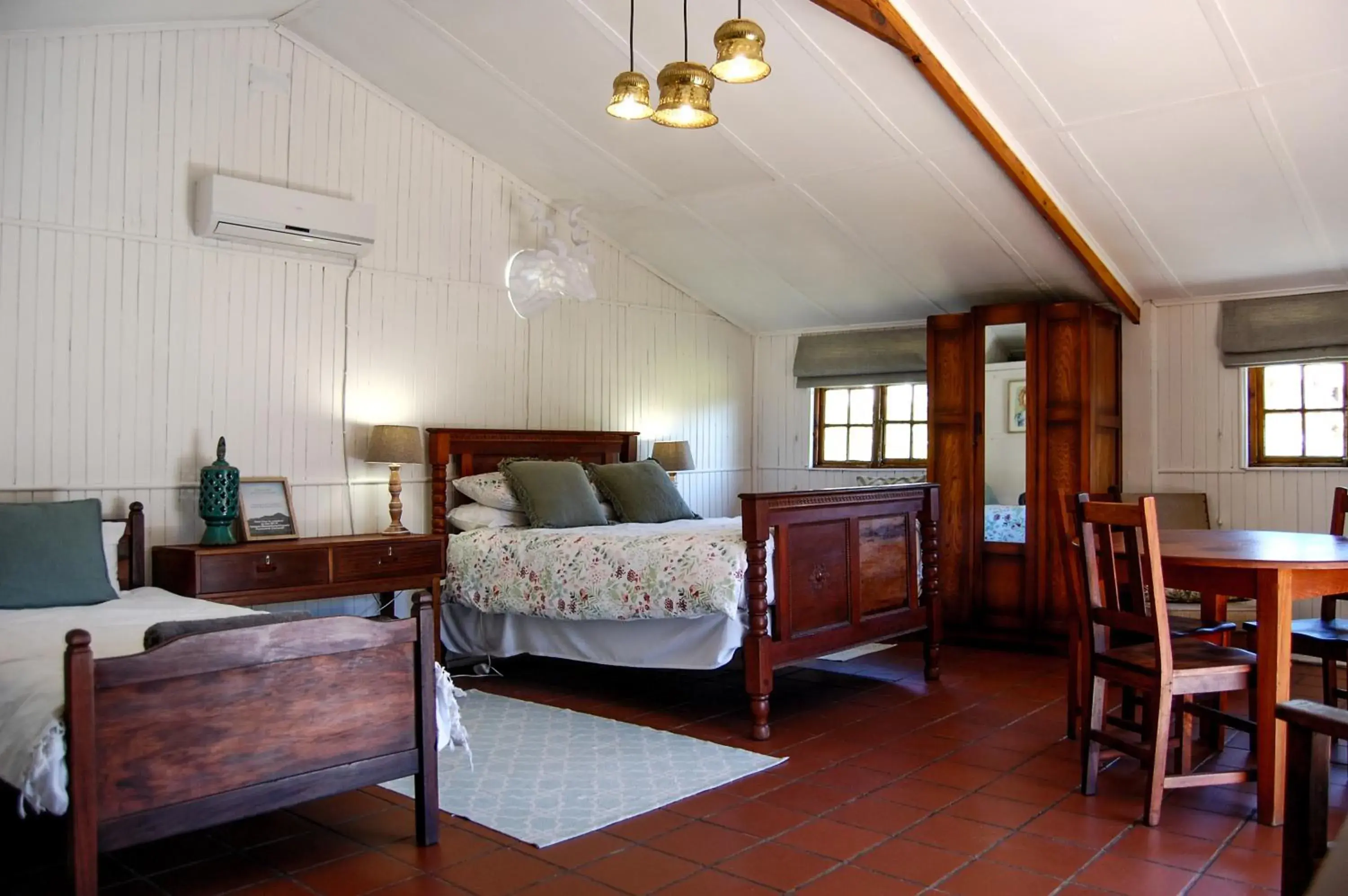Standard Cabin - single occupancy in Stonehaven Clarens Standard Cabin - single occupancy in Stonehaven Clarens