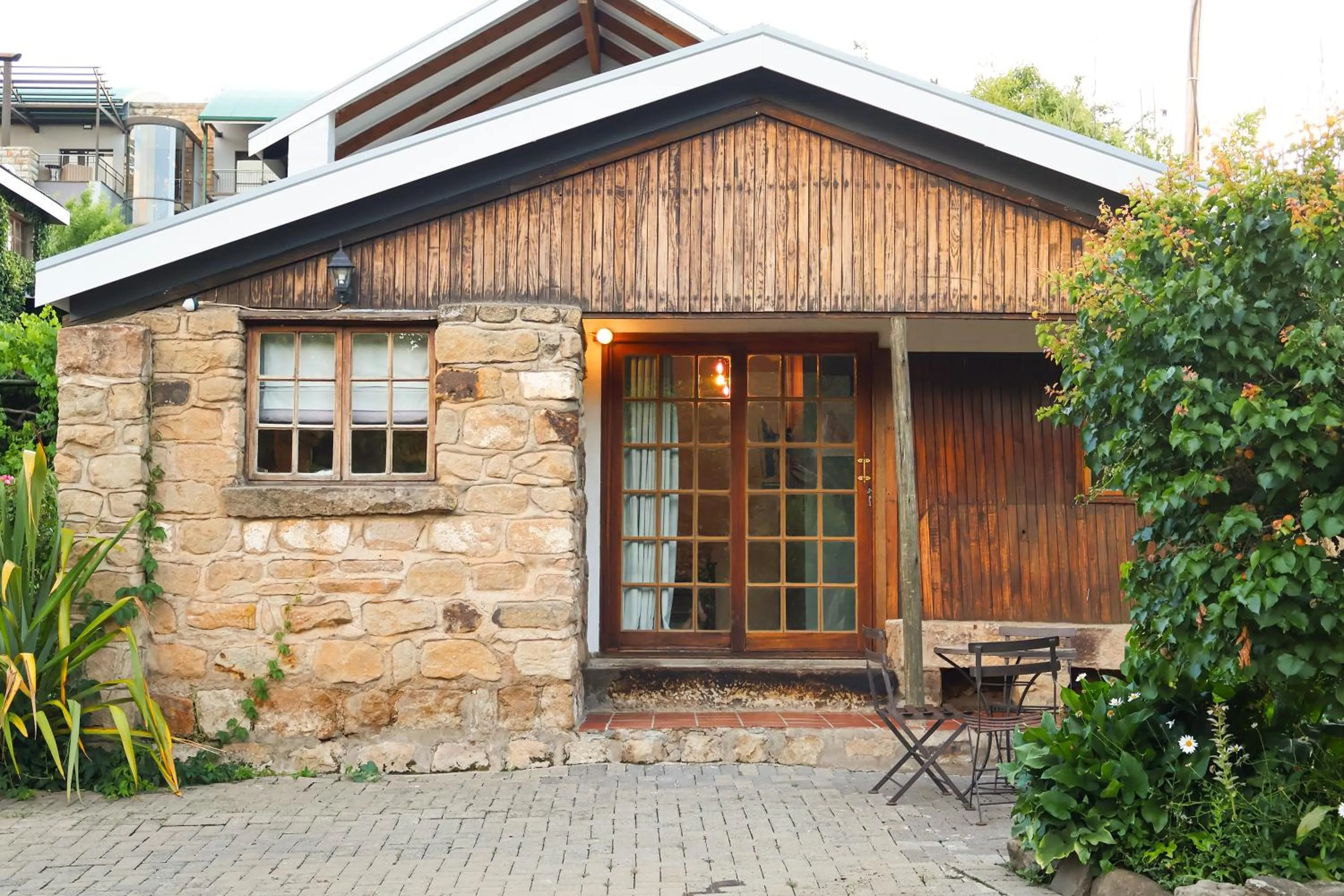 Property building in Stonehaven Clarens