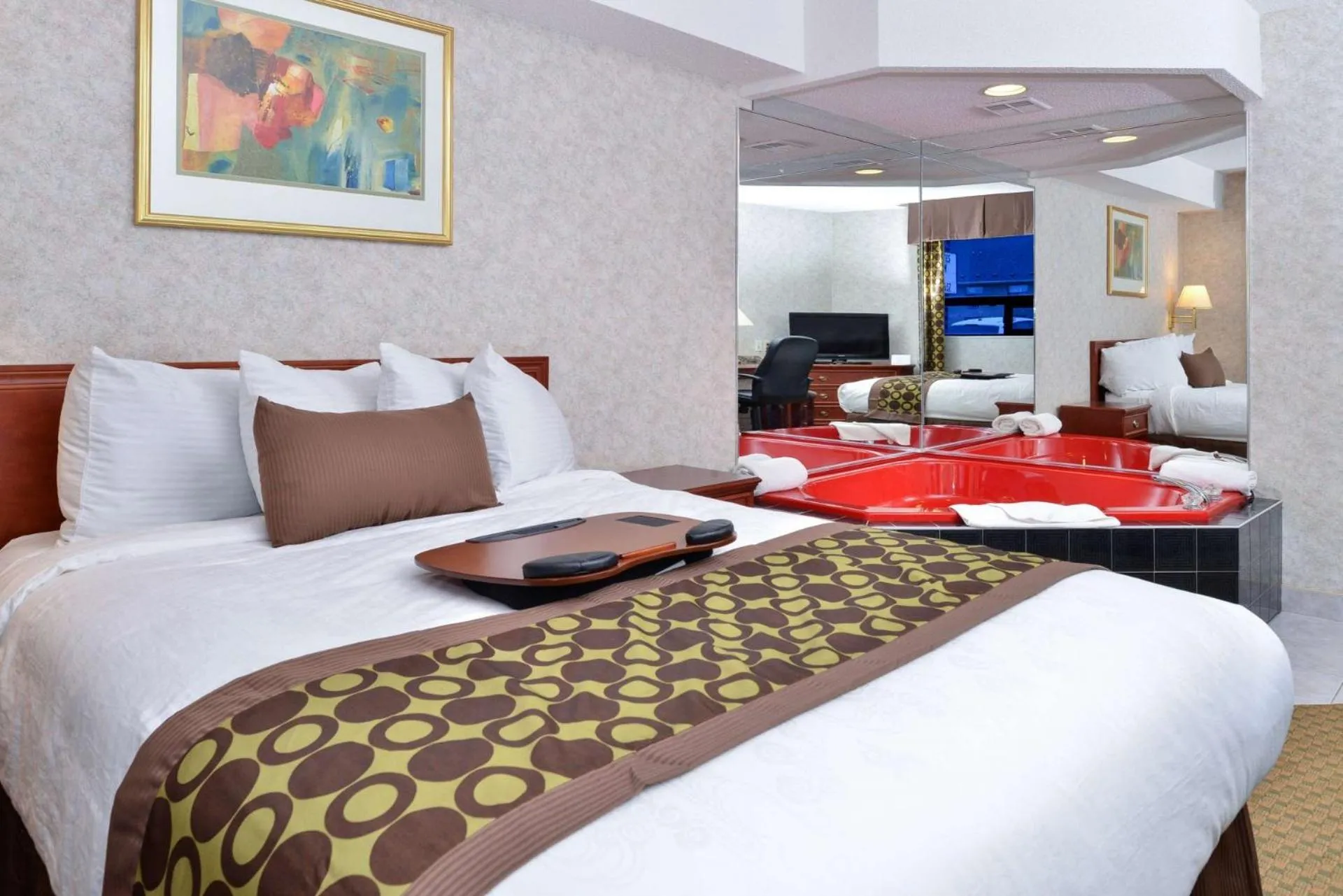 Bedroom, Bed in Lexington Inn & Suites-Windsor