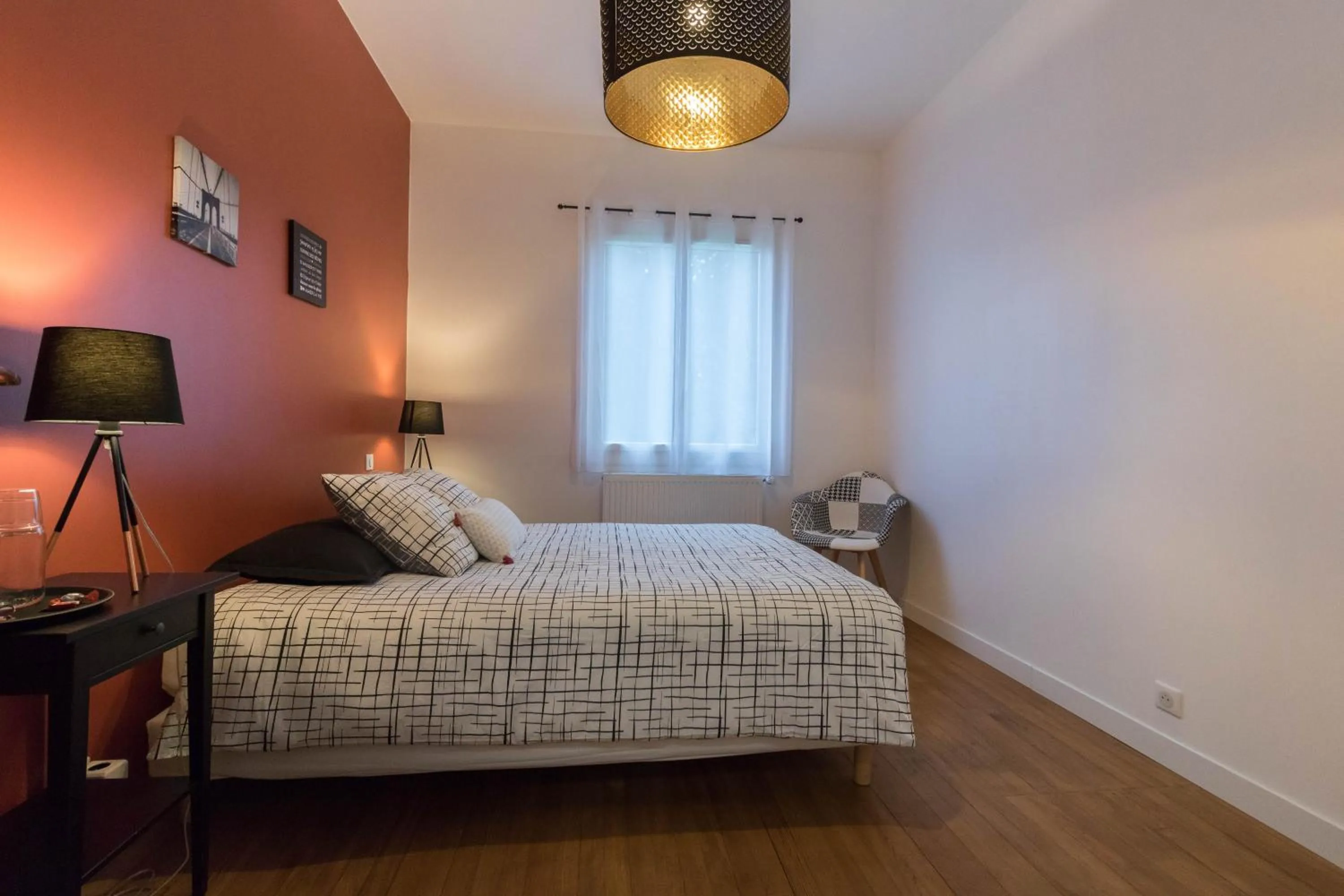 Photo of the whole room, Bed in Chambres D'hôte Le Cèdre Bleu