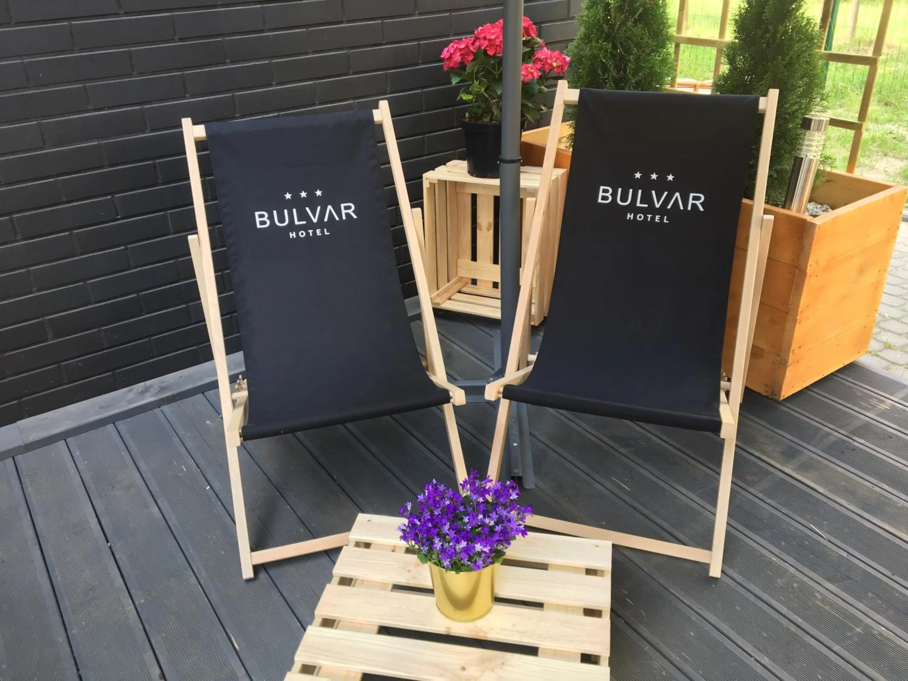 Bulvar Hotel