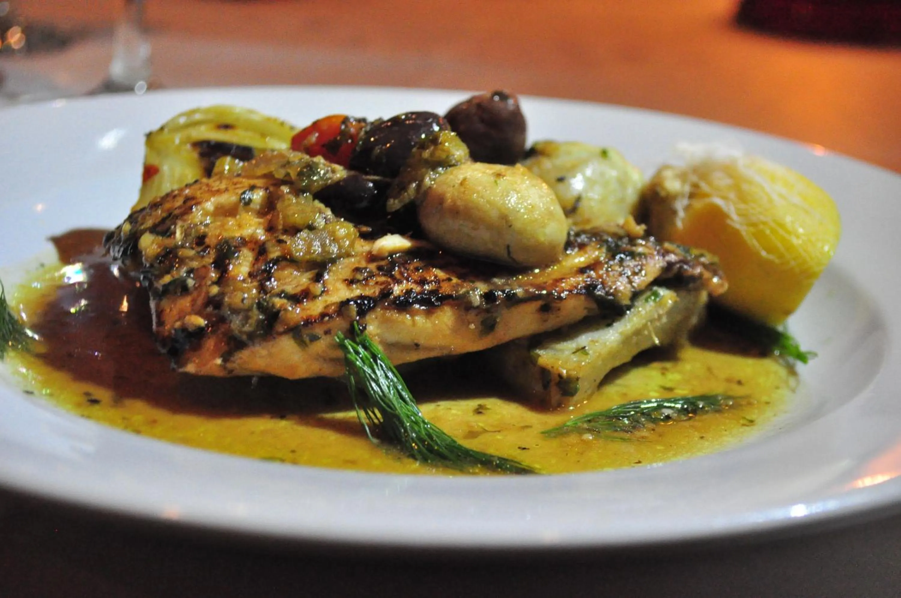 Restaurant/places to eat in Bonita Inn