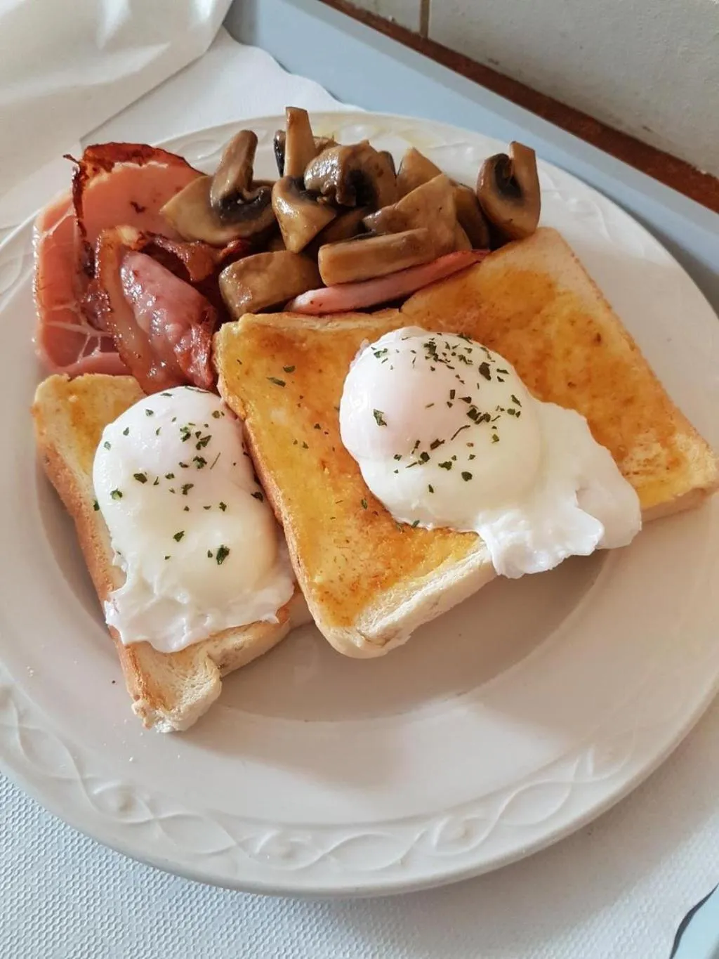American breakfast in Wedderburn Goldseeker Motel