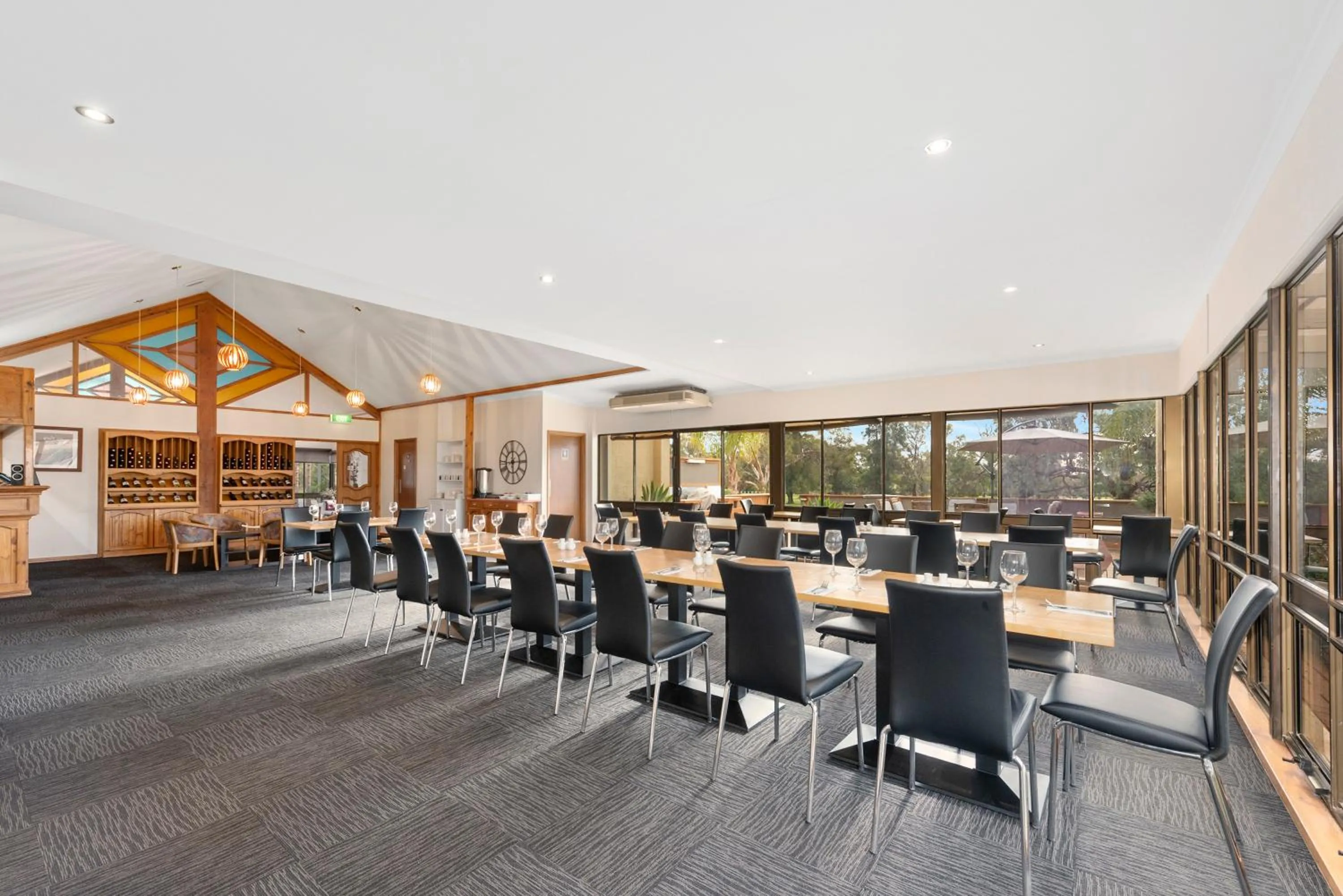 Restaurant/places to eat in Comfort Inn & Suites Riverland