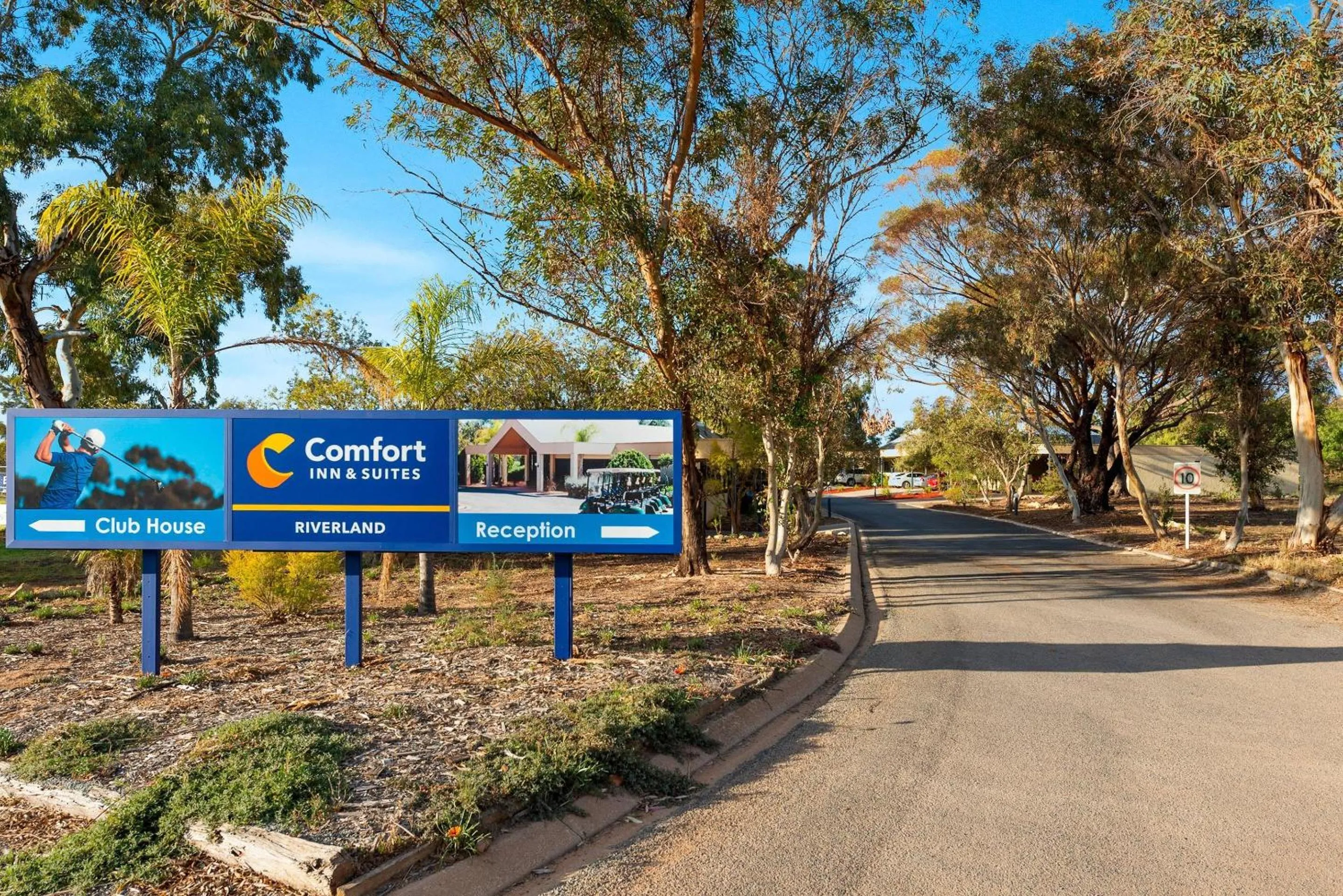 Property building in Comfort Inn & Suites Riverland