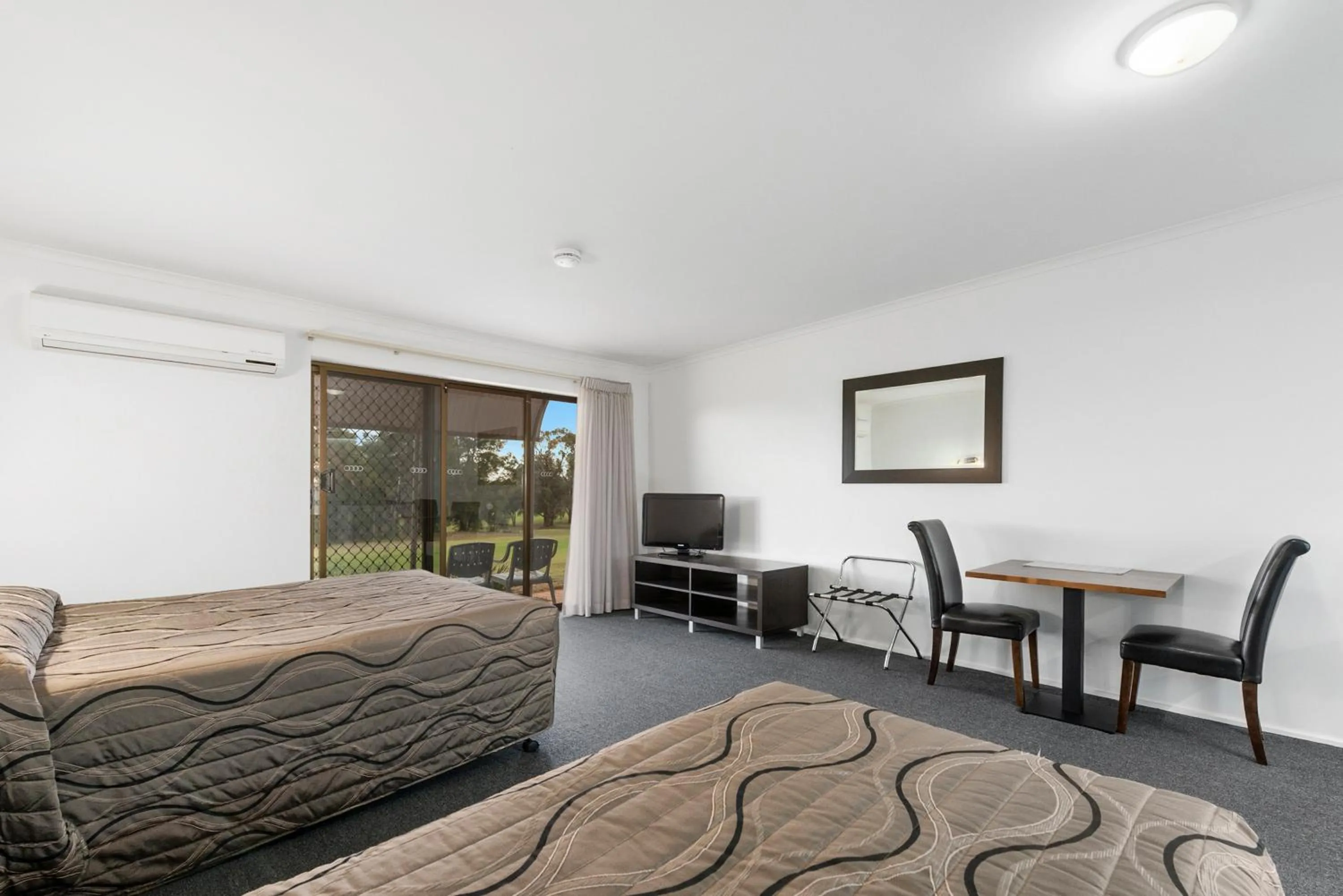 Living room in Comfort Inn & Suites Riverland