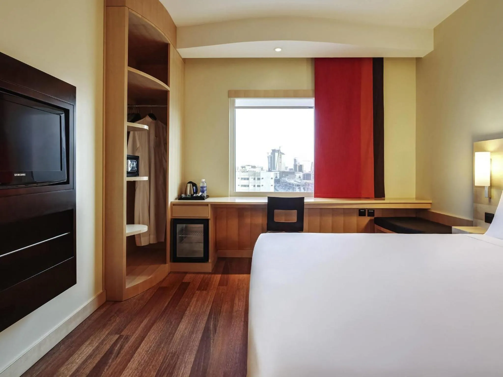 Property building, Bed in Ibis Riyadh Olaya Street