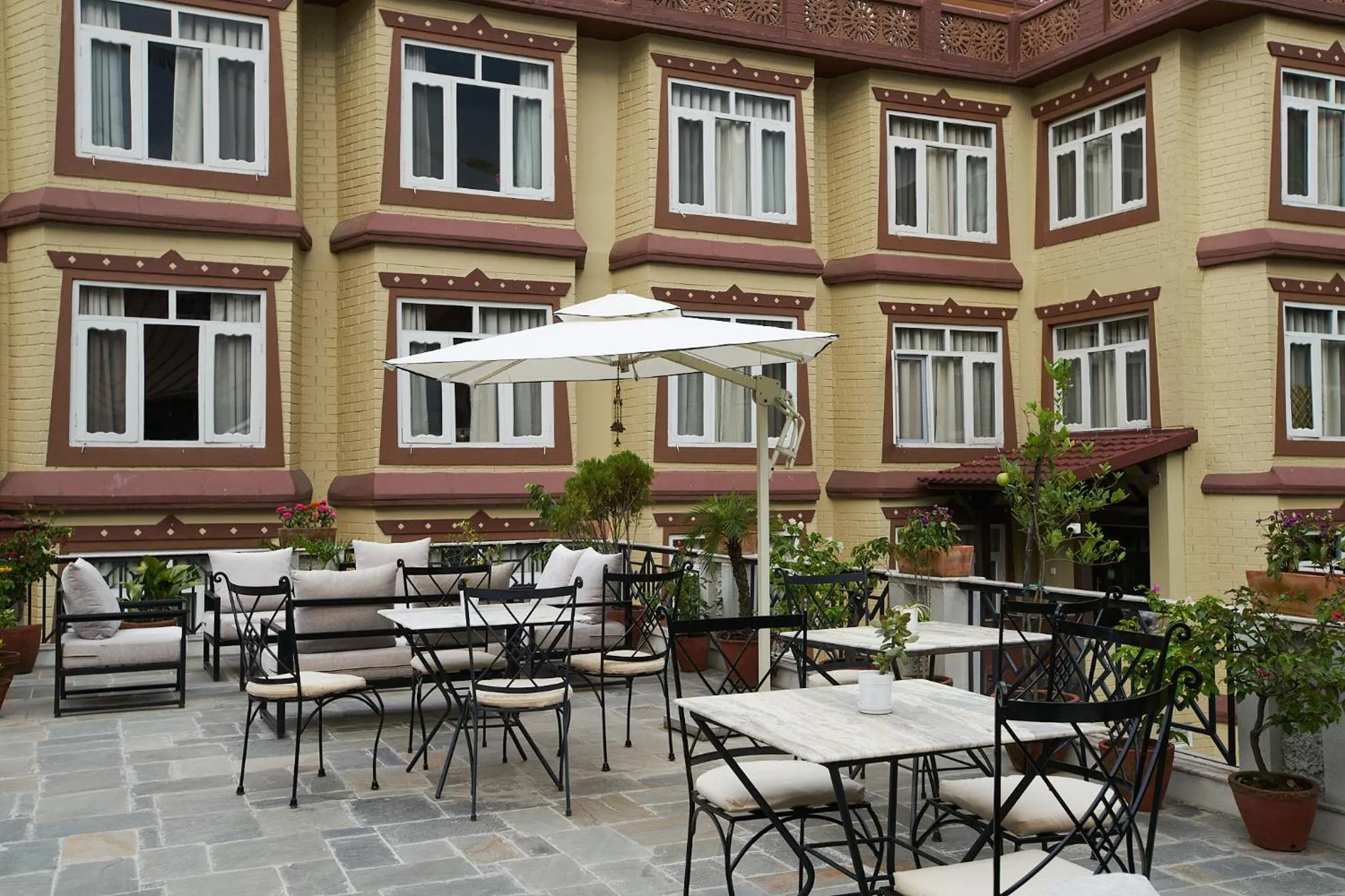 Patio in Shambaling Boutique Hotel