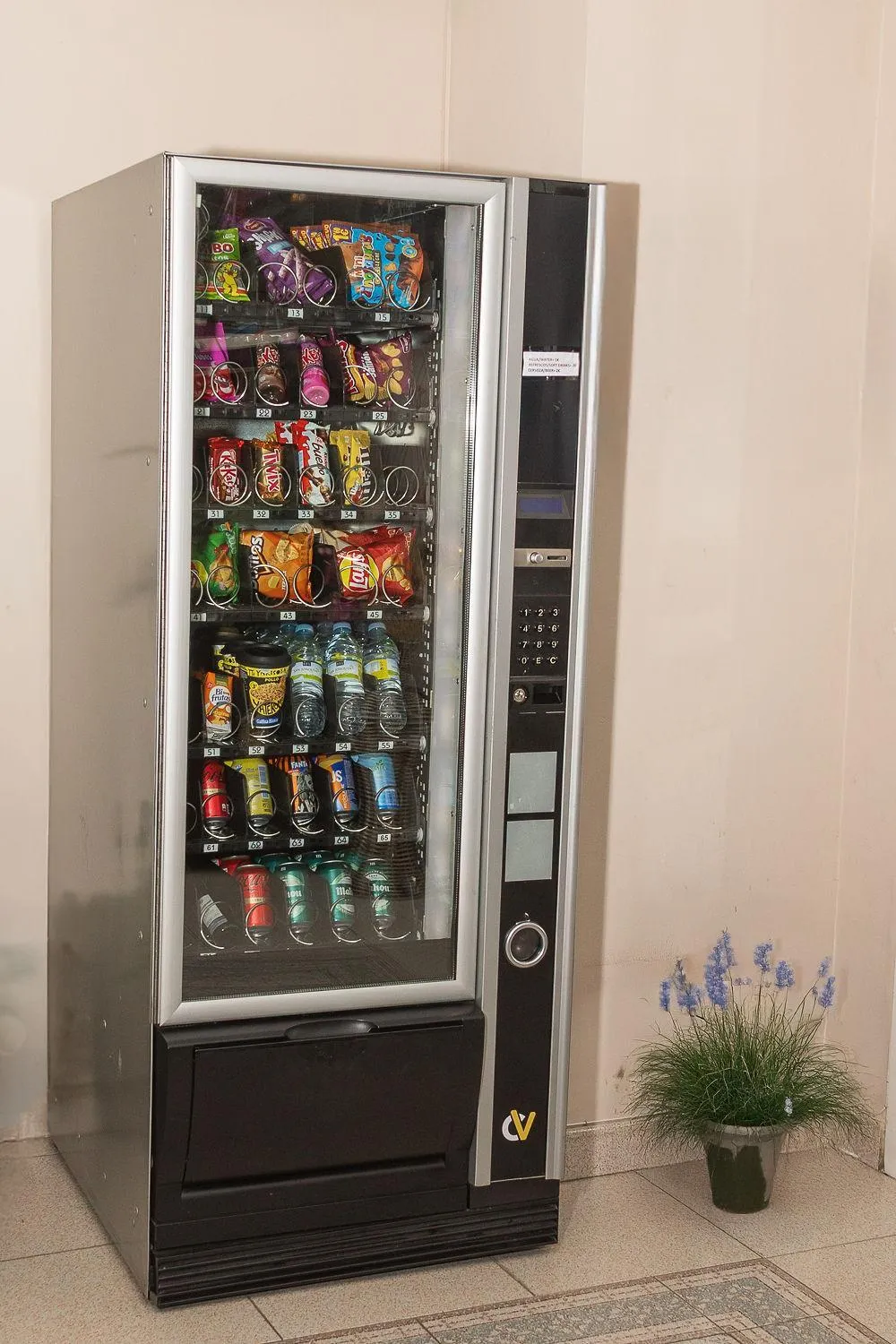 vending machine in Hostal El Cruce