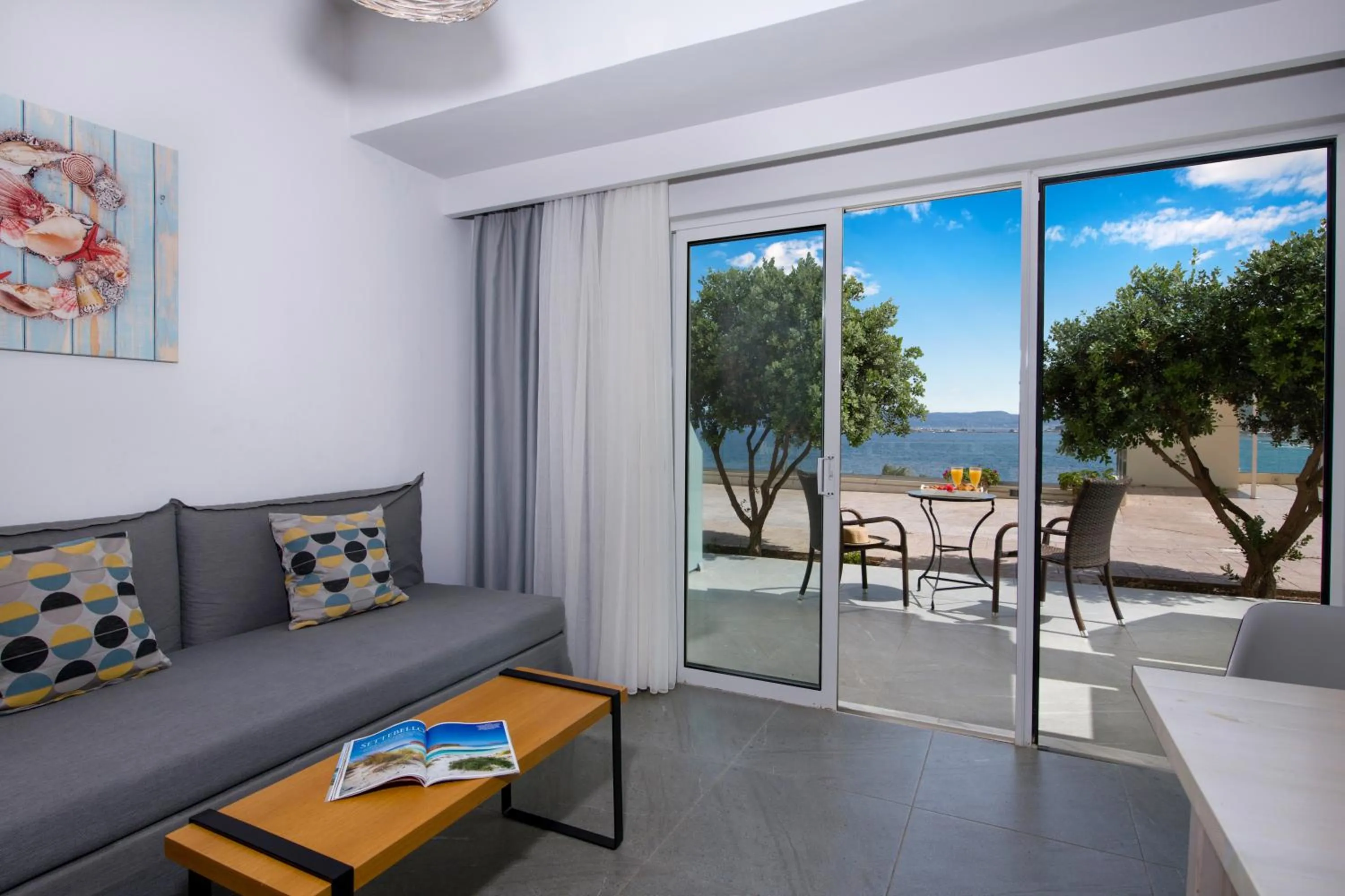 Living room in Balos Beach