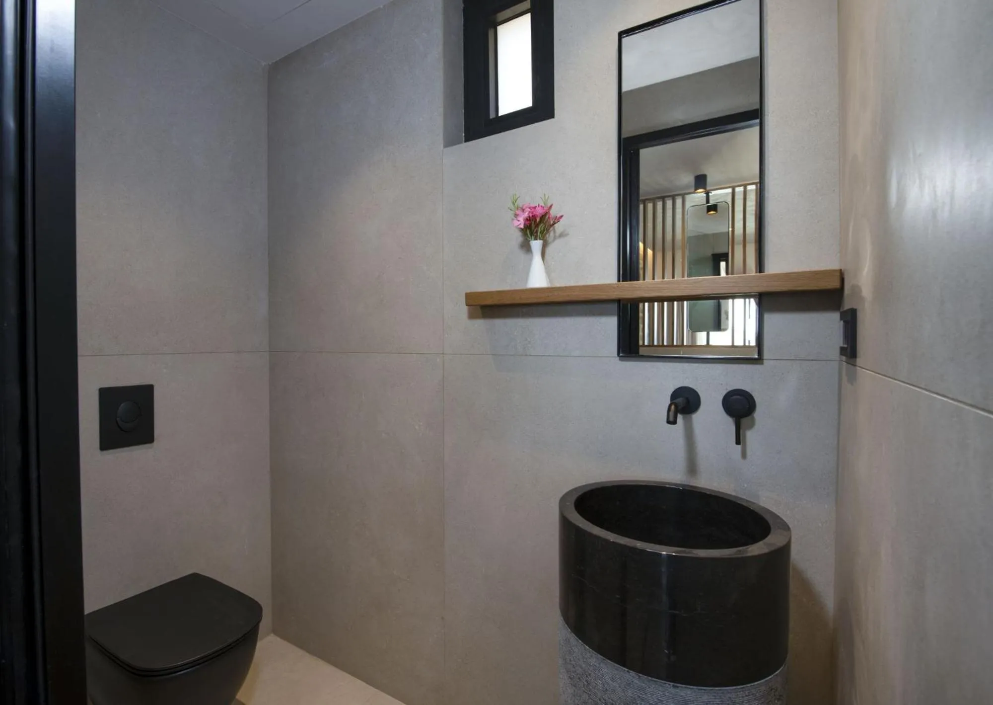 Bathroom in Balos Beach