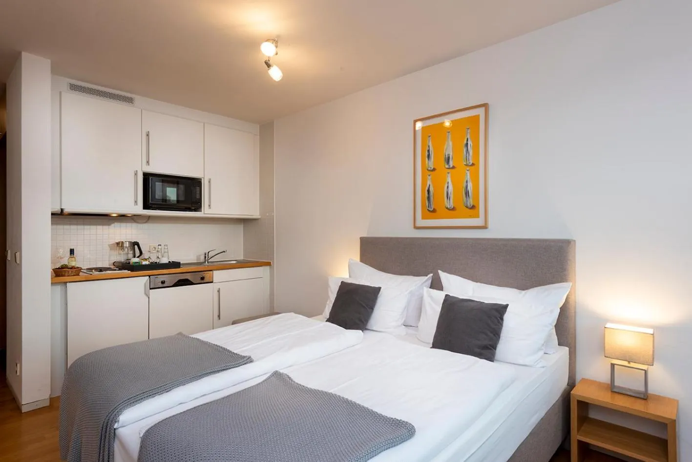 Bed in Hotel Aquino Berlin