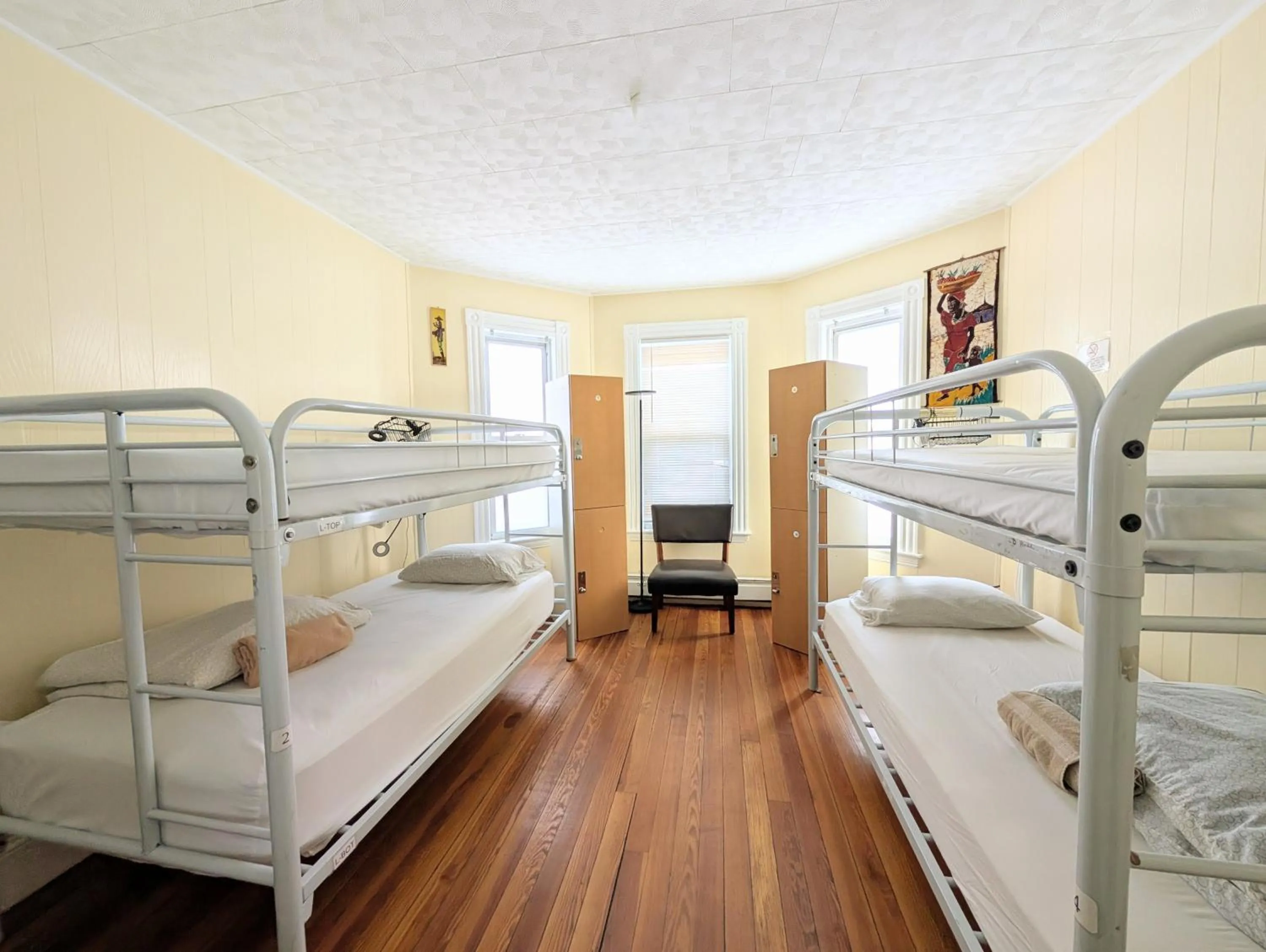 Bed in Boston Homestel