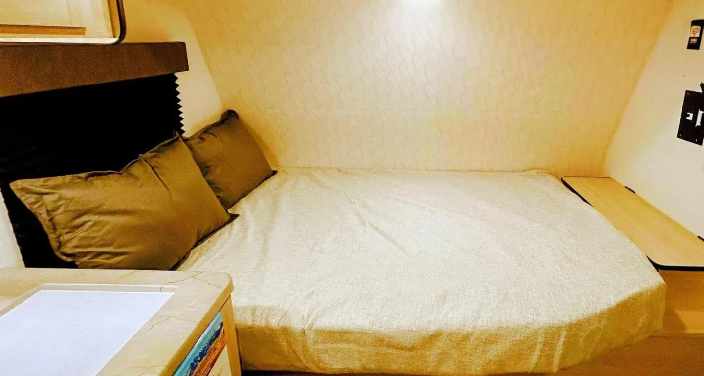 Bed in Boston Homestel