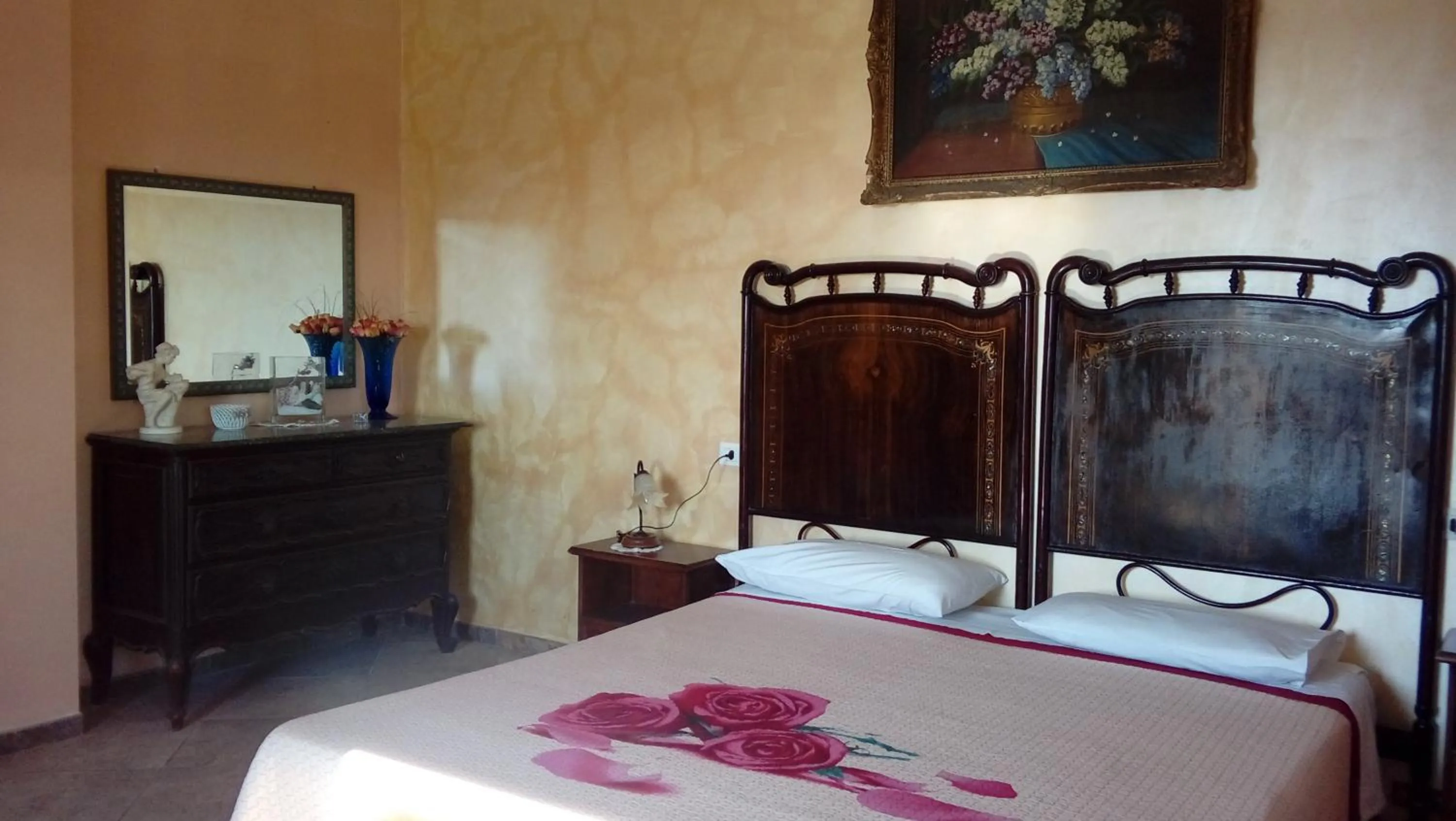 Bedroom, Bed in Villamir B&B