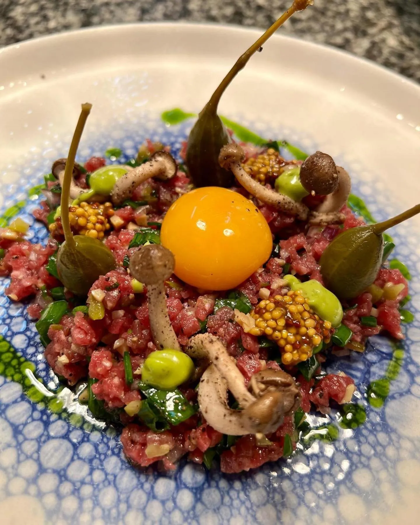 Restaurant/places to eat in Hotel Miodowy