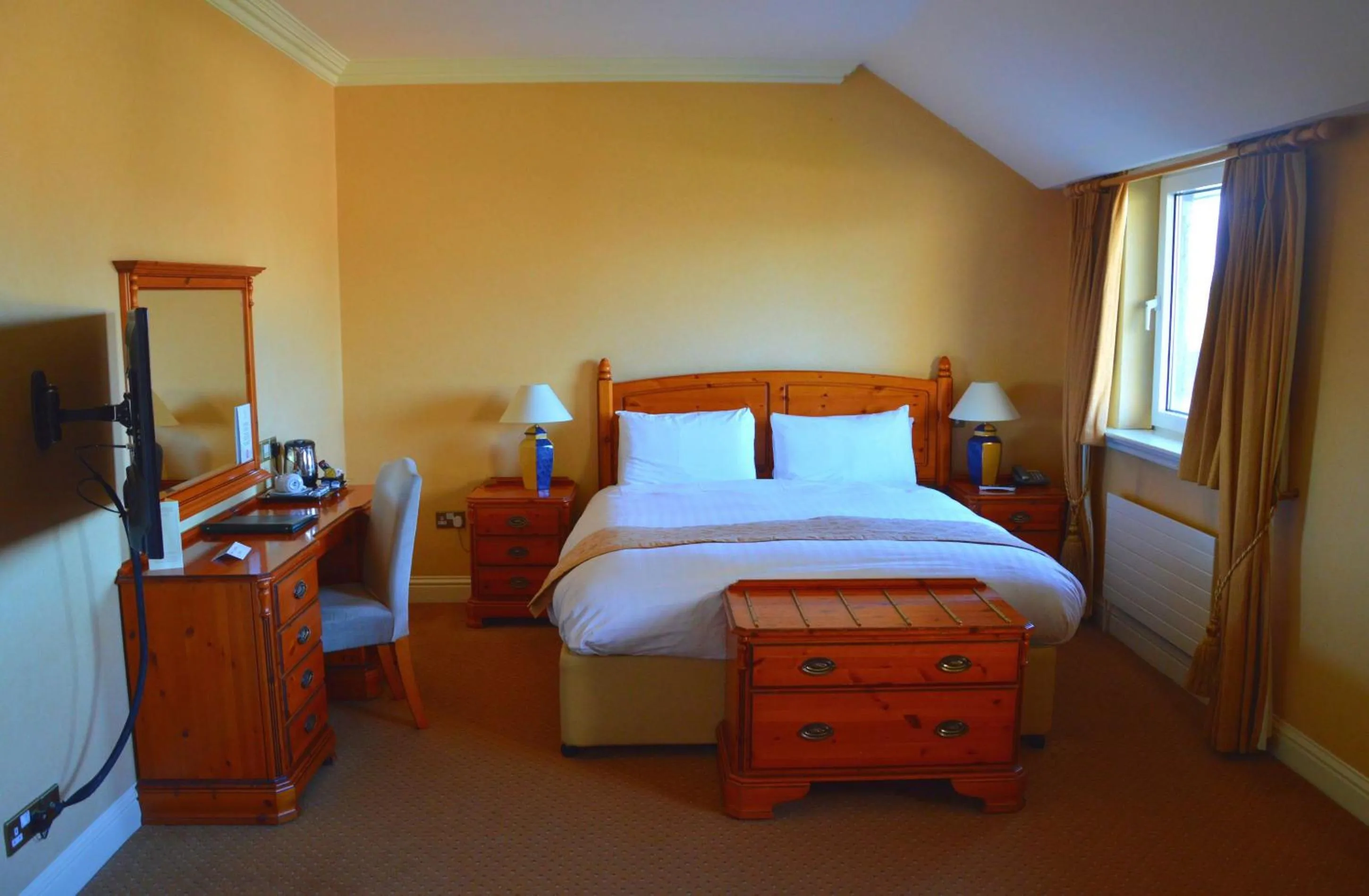 Photo of the whole room, Bed in Brandon Hotel Conference & Leisure Centre