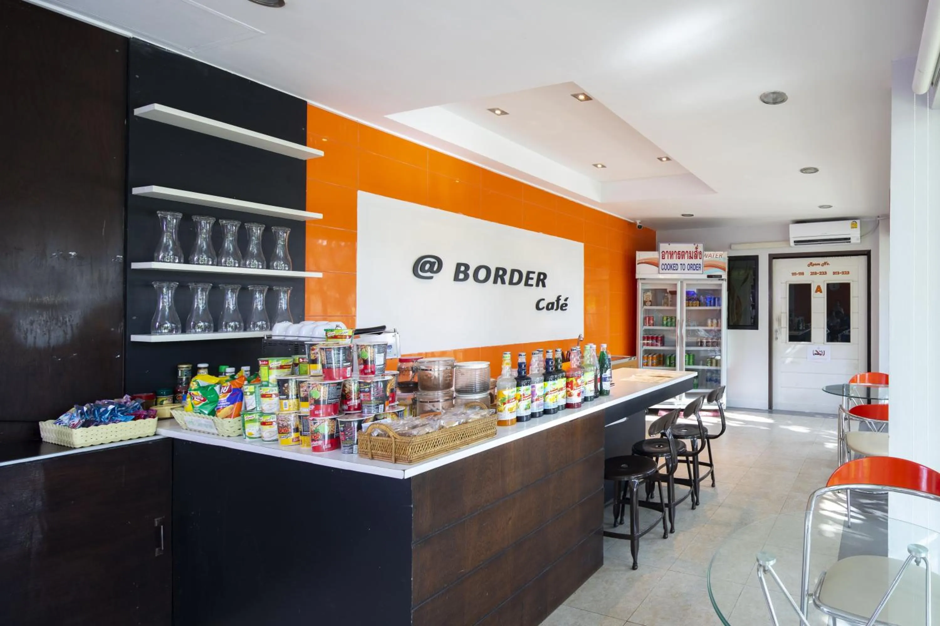 Food and drinks in @ Border Hotel, Aranyaprateth