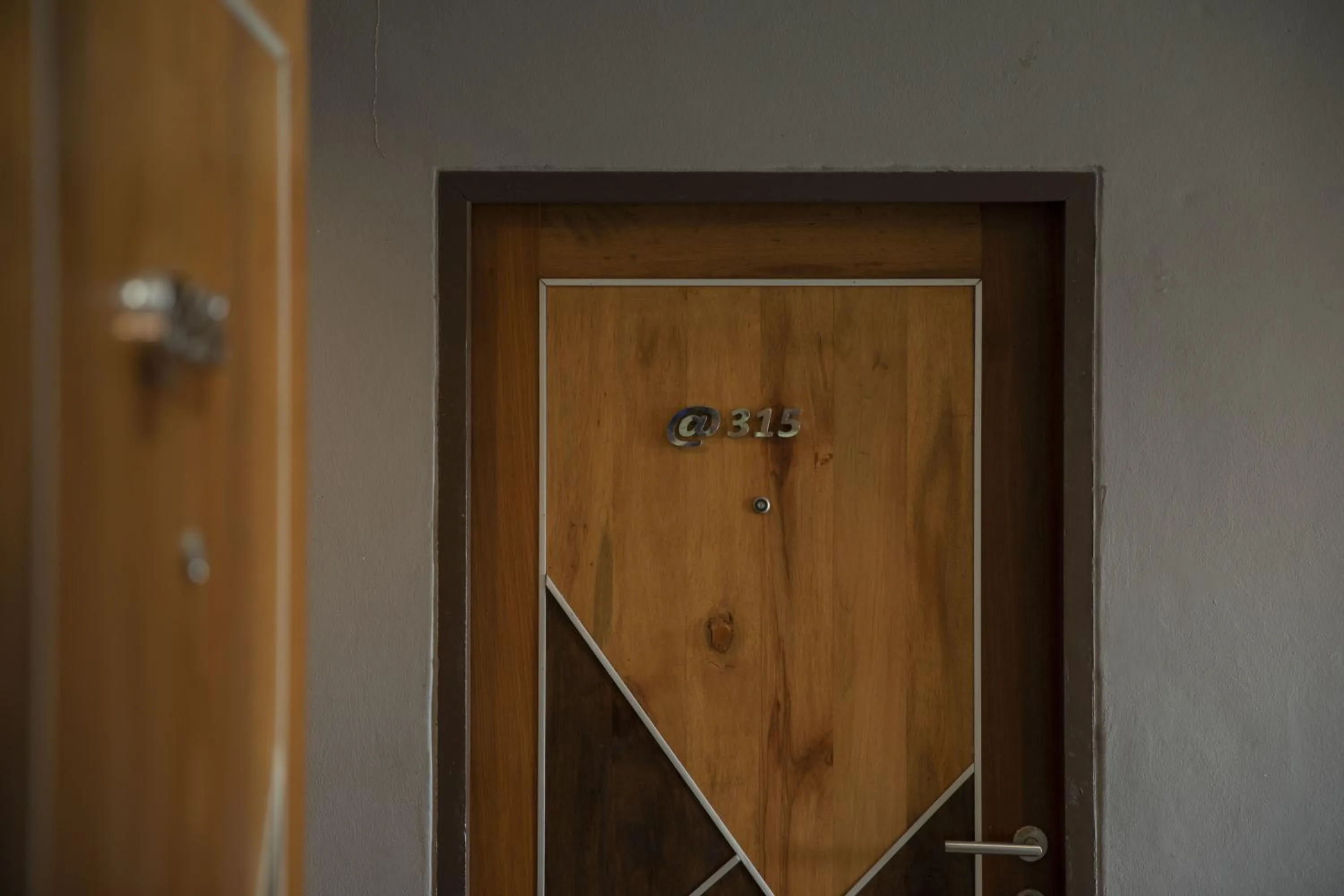 @ Border Hotel, Aranyaprateth