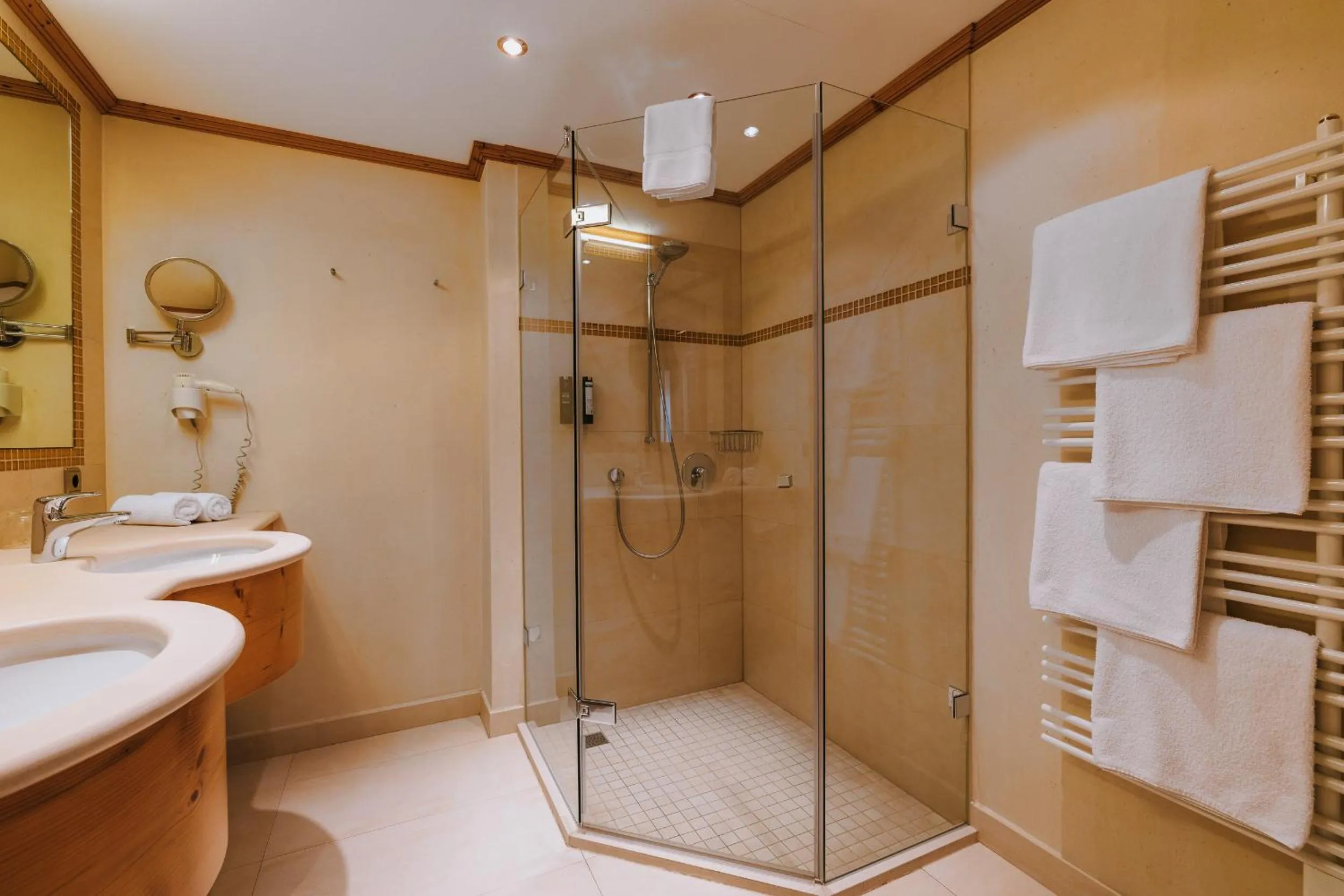 Bathroom in Anthony´s Alpin Hotel Garni