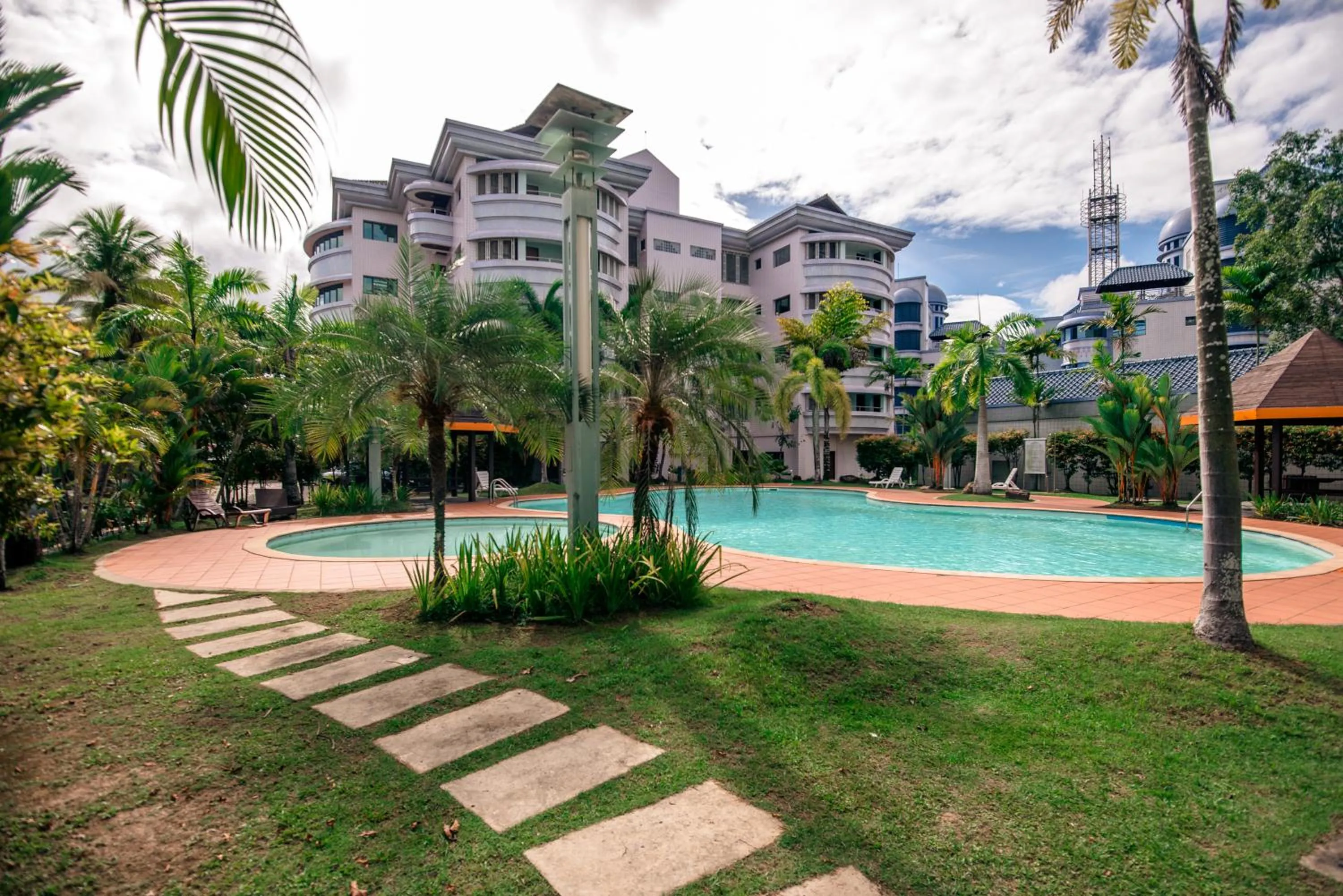 Day in Rimbun Suites & Residences