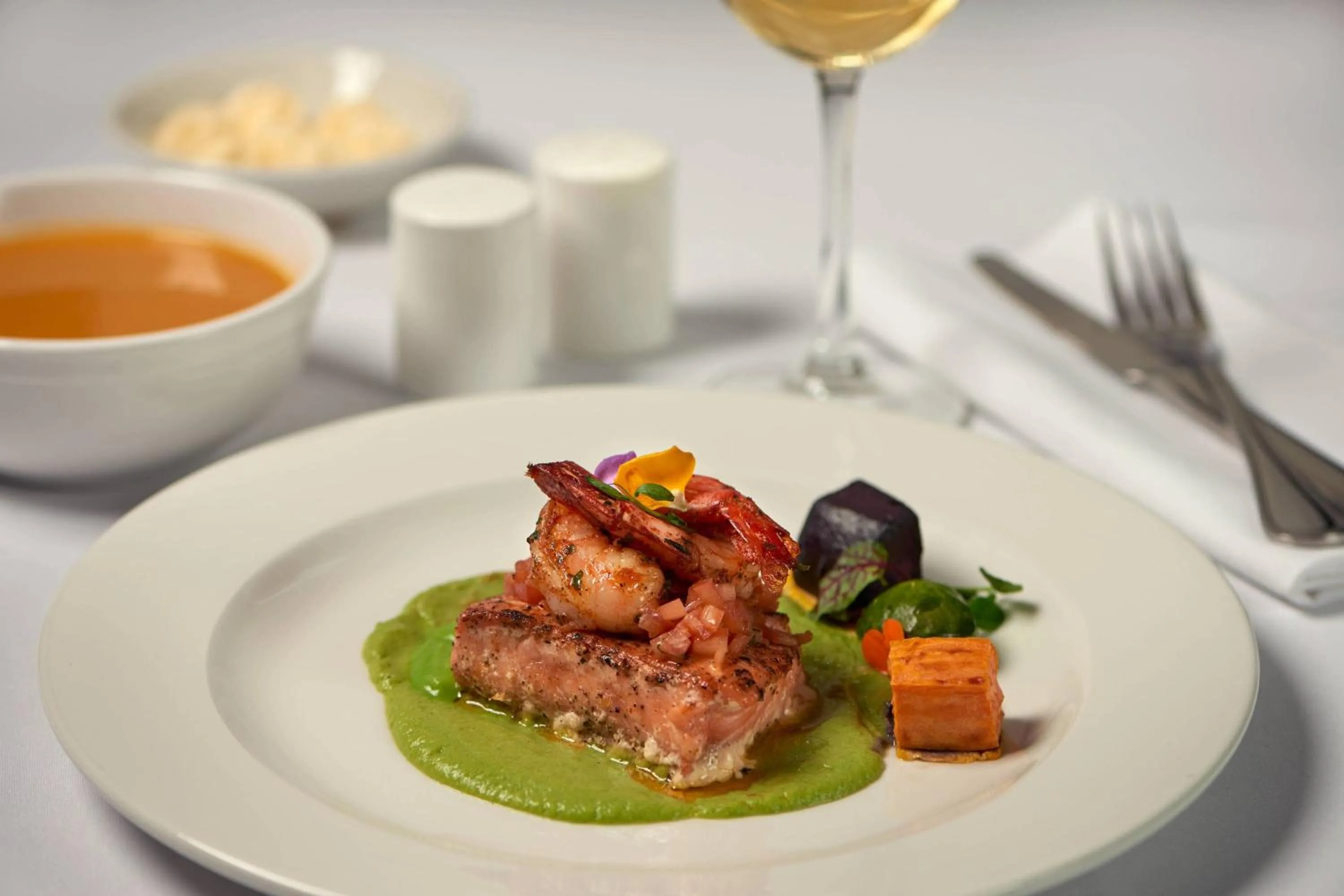 Meeting/conference room in Courtyard by Marriott Oshawa