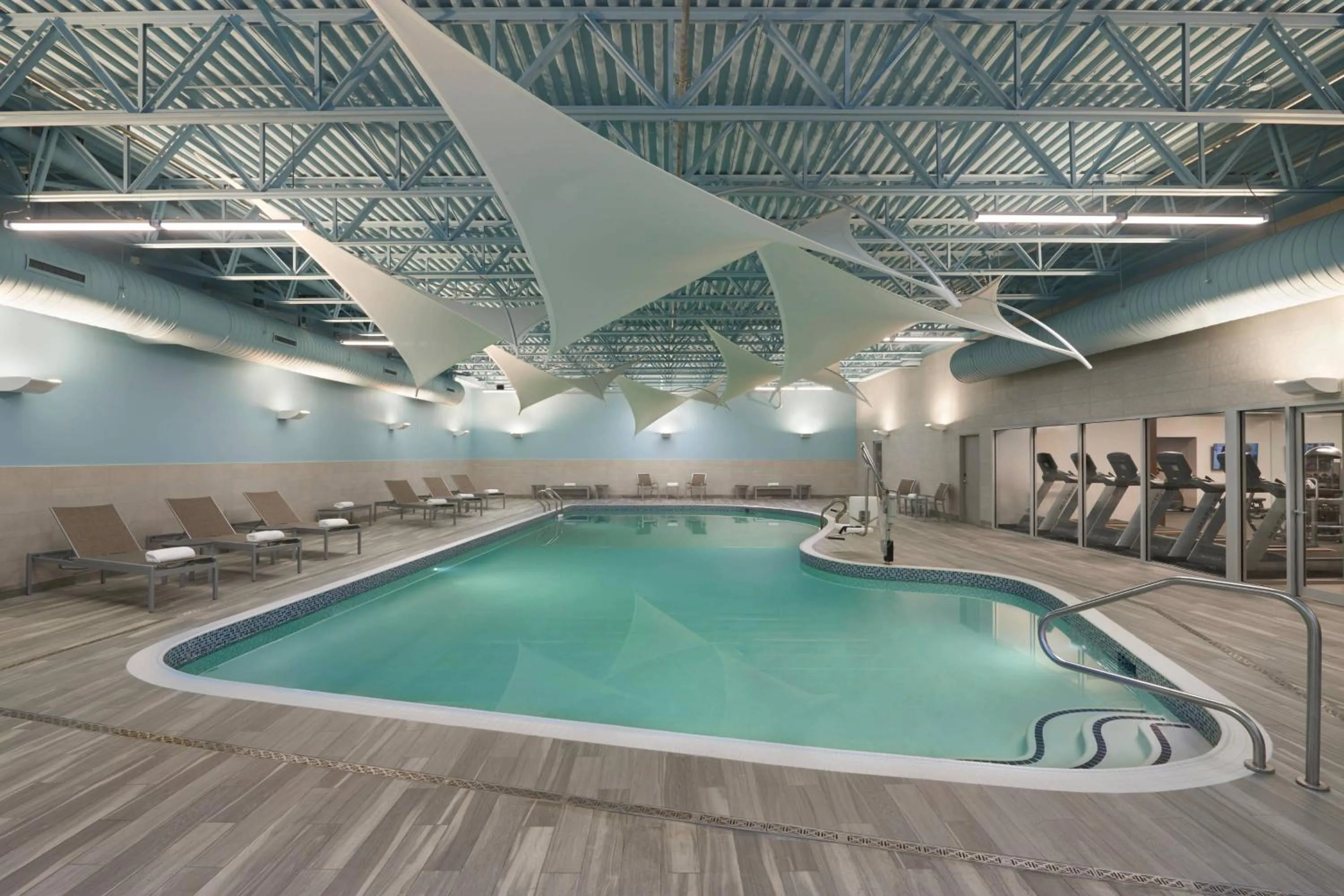 Swimming pool in Courtyard by Marriott Oshawa