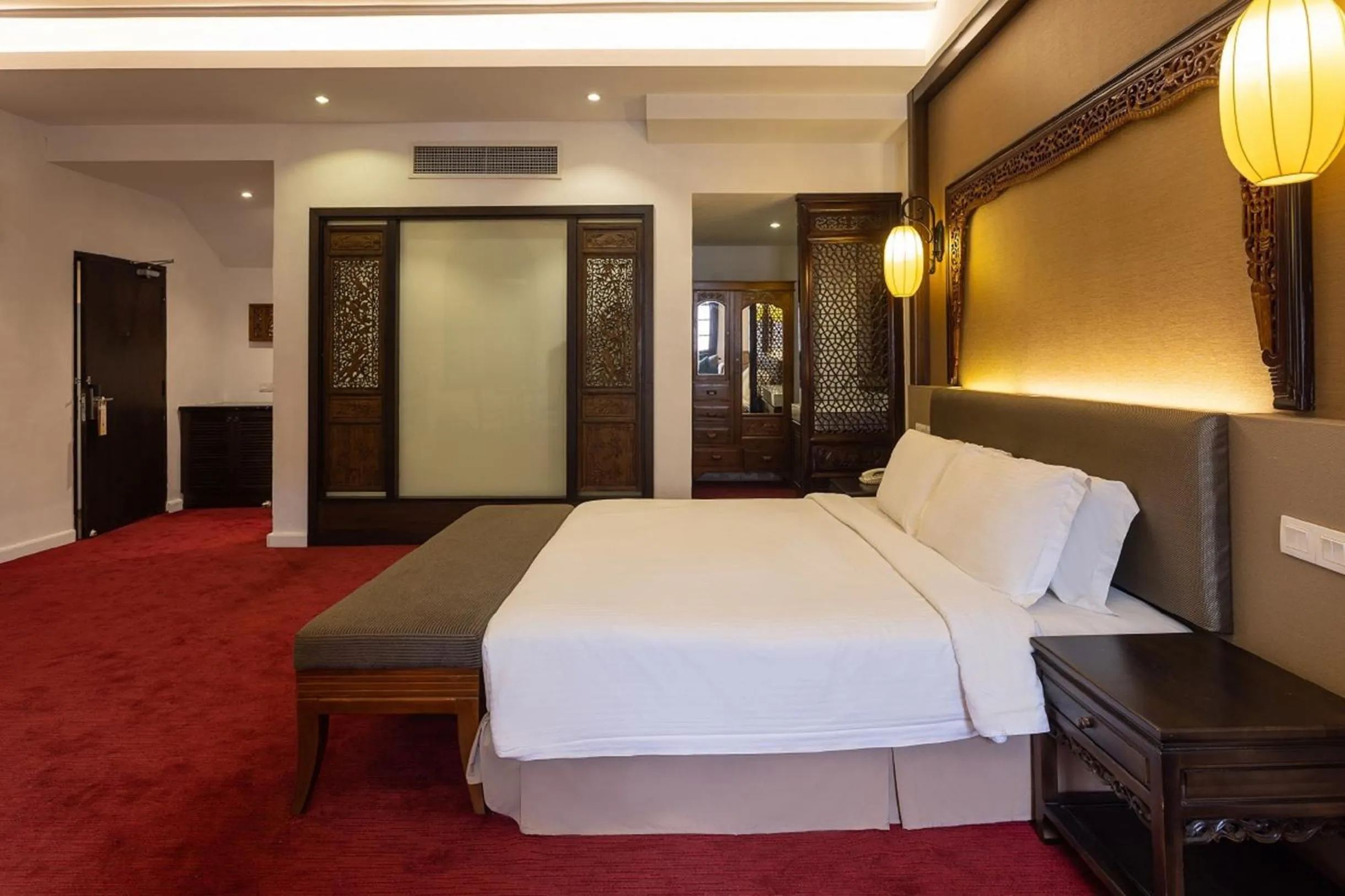 Bed in Hotel Puri Melaka