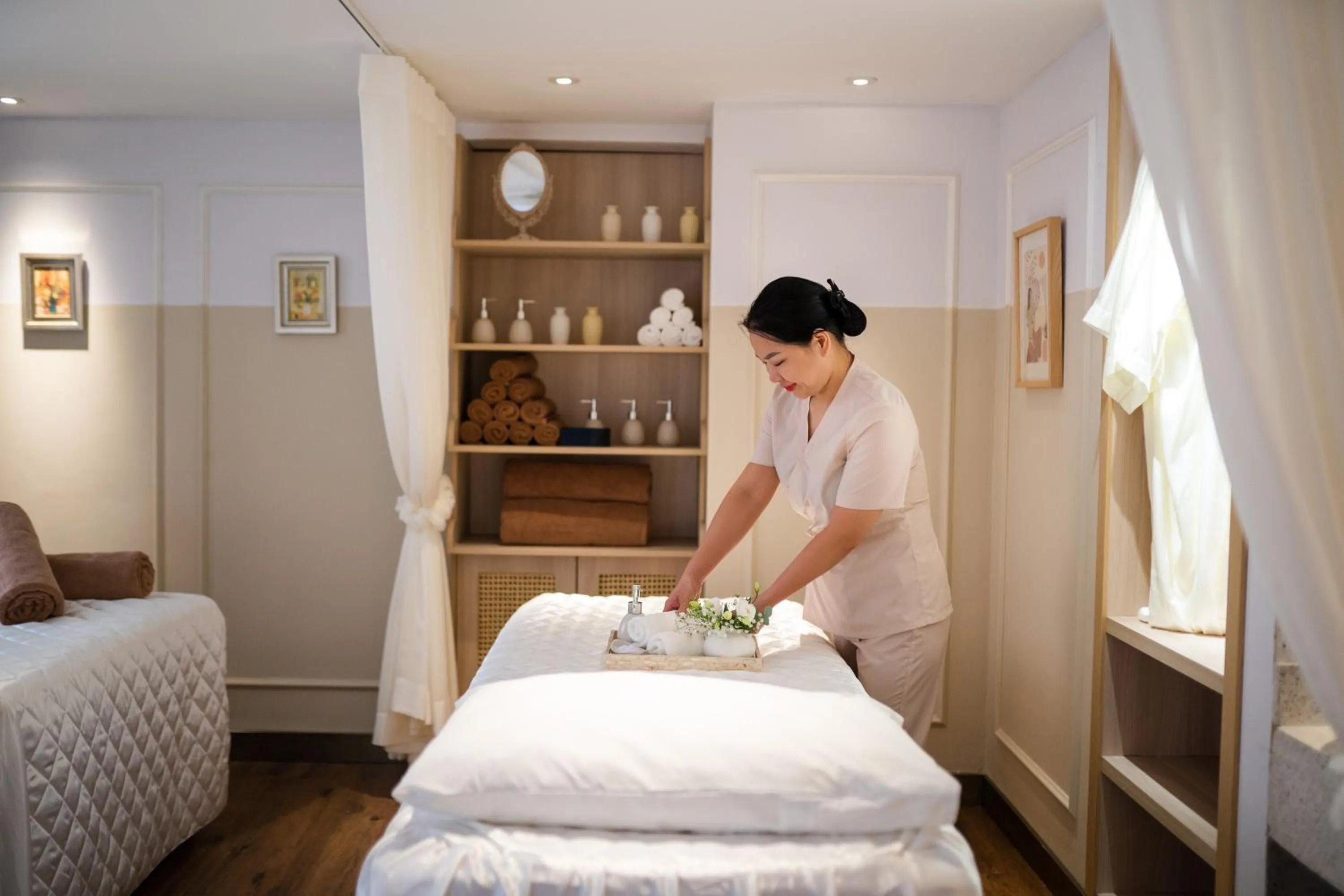 Spa and wellness centre/facilities, Bed in Hanoi Le Jardin Hotel & Spa