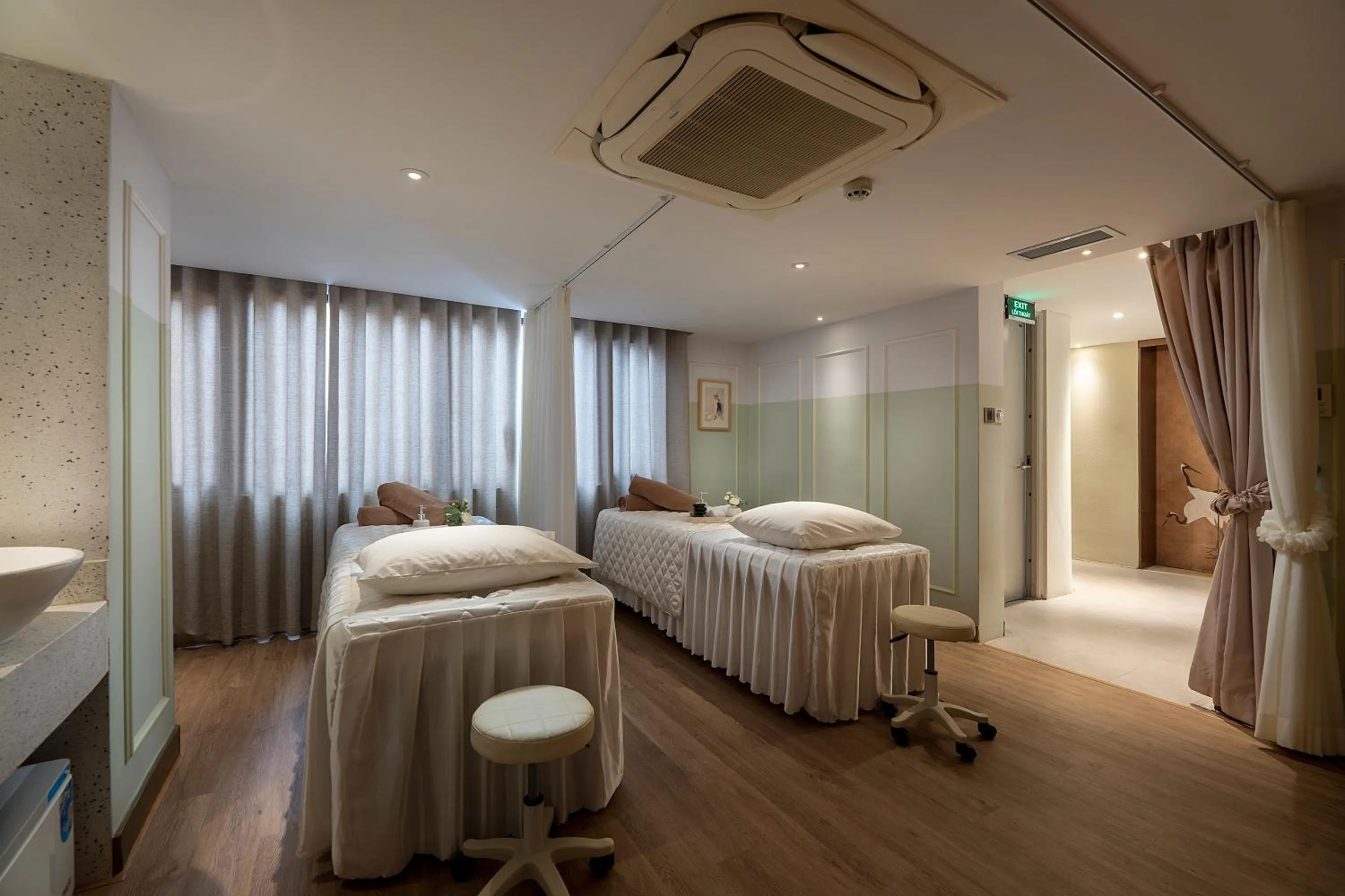 Spa and wellness centre/facilities, Bed in Hanoi Le Jardin Hotel & Spa