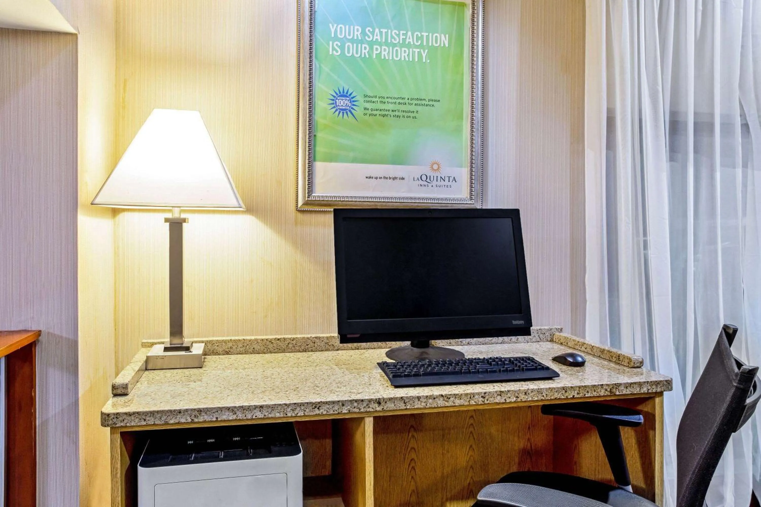 Business facilities in La Quinta by Wyndham Stamford / New York City