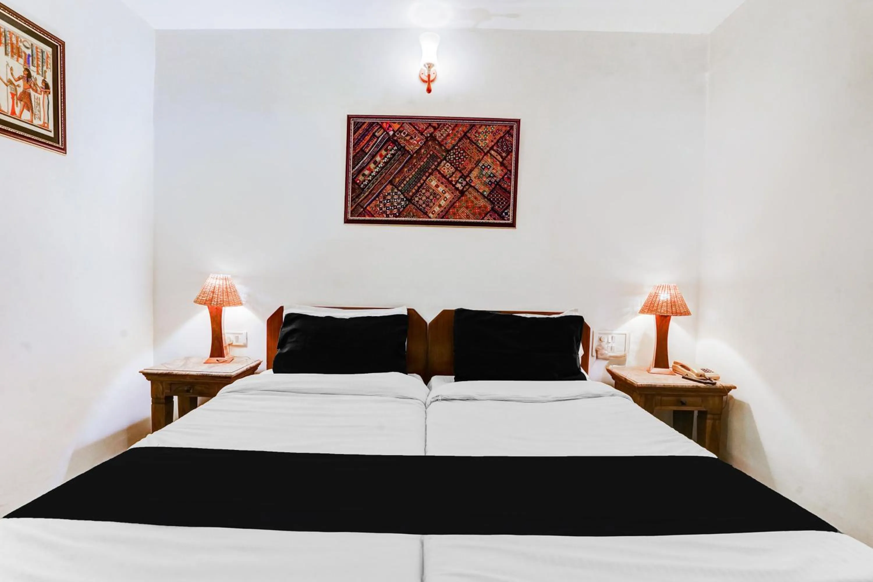 Bedroom in Hotel O Sansarchandra Road Formerly Luna Rosa