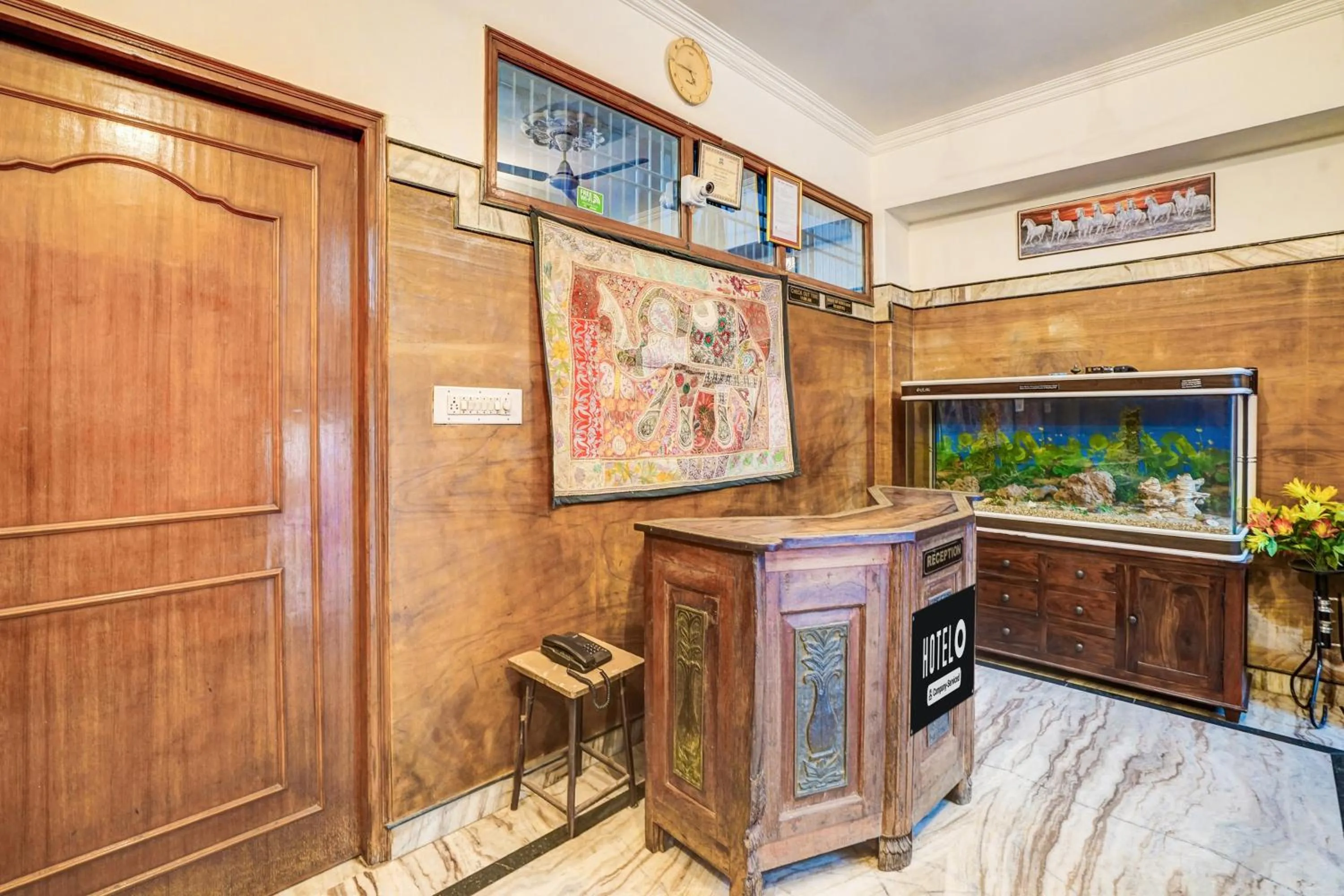 Lobby or reception in Hotel O Sansarchandra Road Formerly Luna Rosa