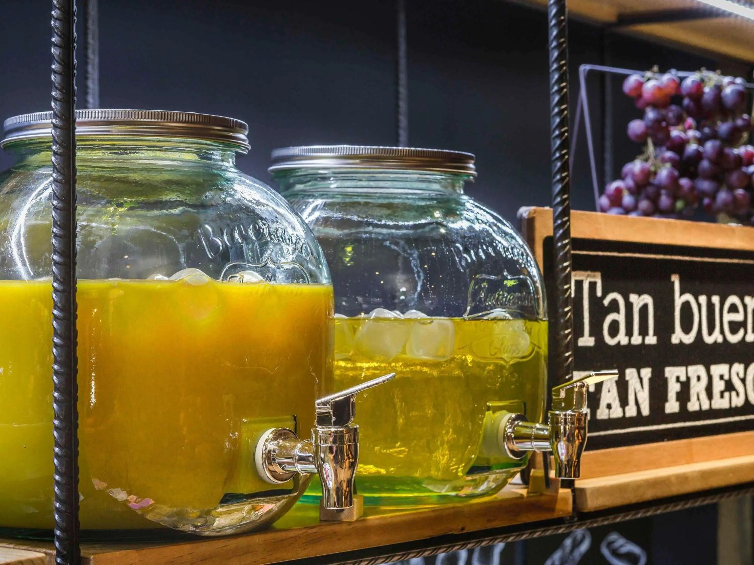 Breakfast in ibis Manchester Centre 96 Portland Street