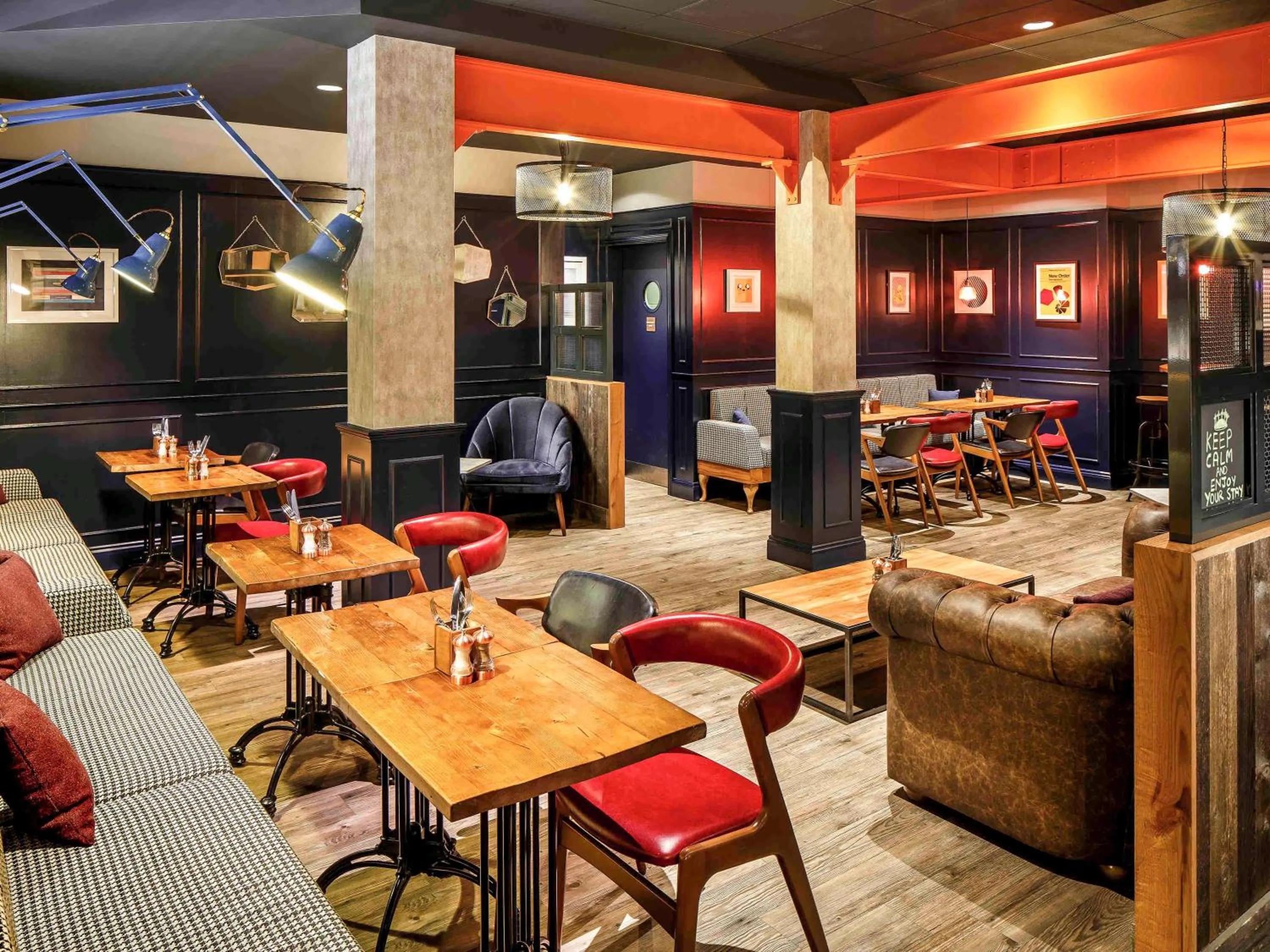 Restaurant/places to eat in ibis Manchester Centre 96 Portland Street