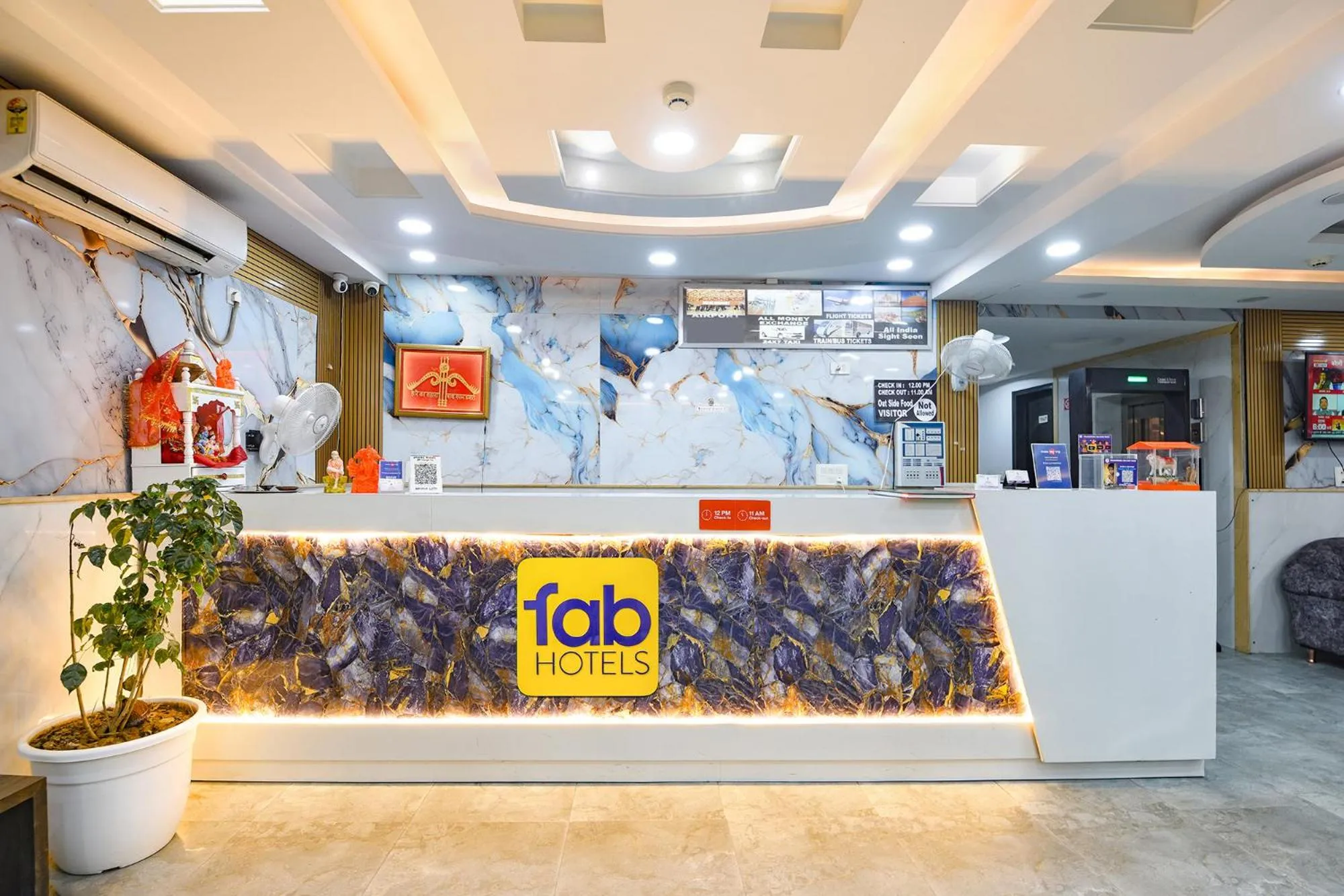 Lobby or reception in FabHotel Airport Zone Olive