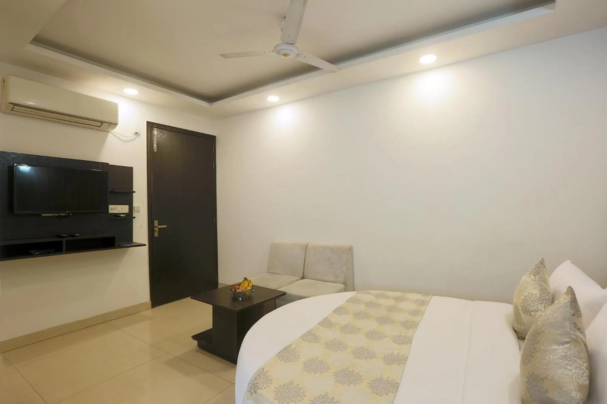 Bed in FabHotel Airport Zone Olive