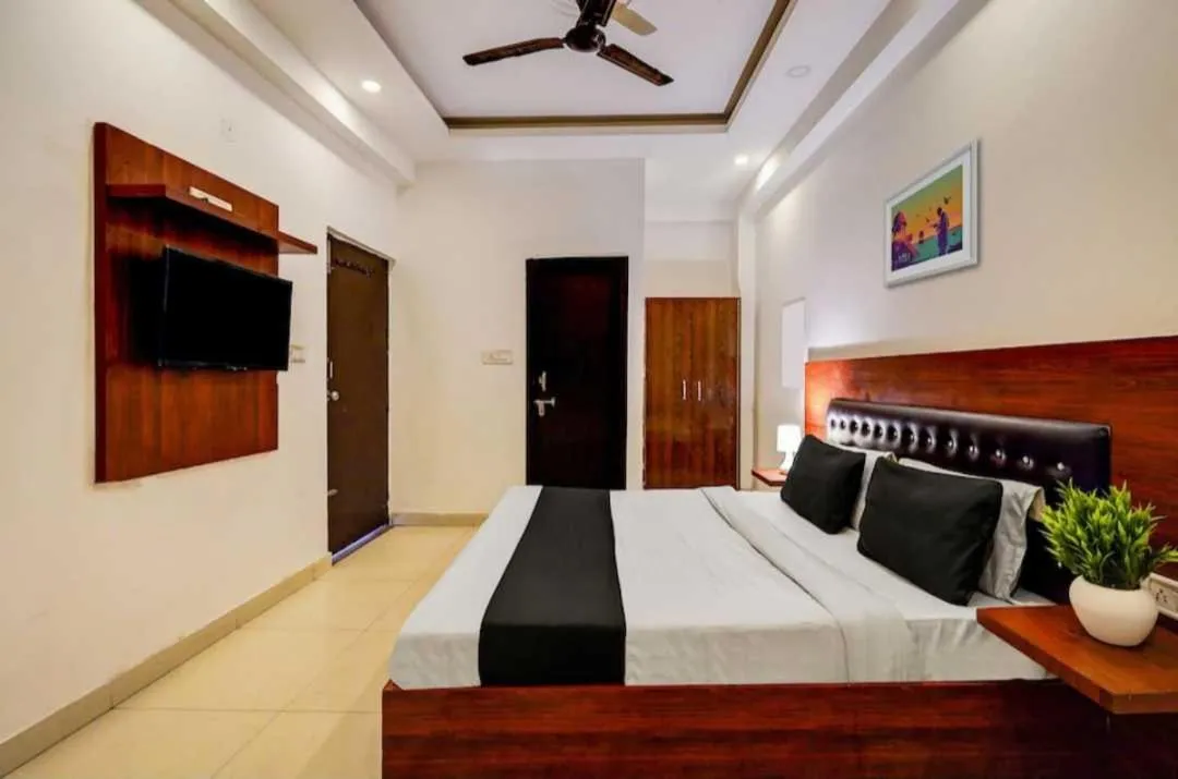 Bedroom in Hotel O Anshu B&B