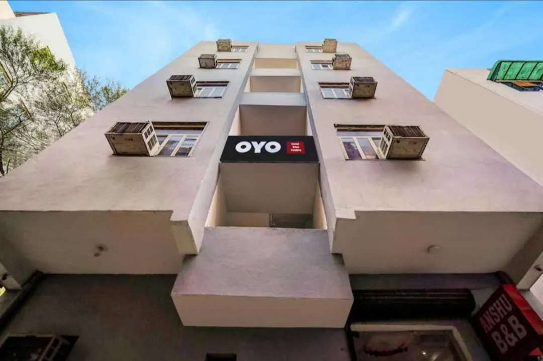 Facade/entrance in Hotel O Anshu B&B