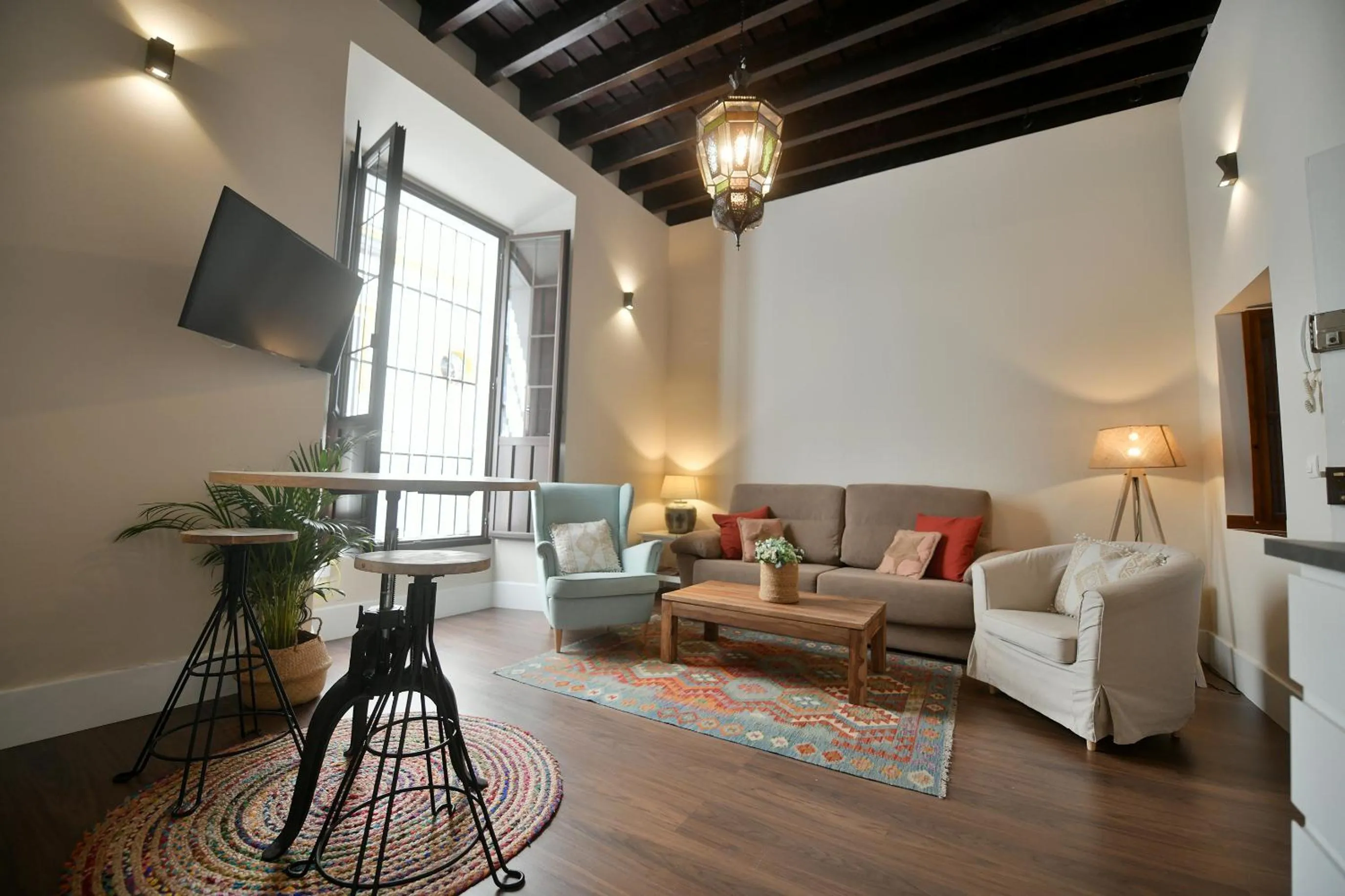 Communal lounge/ TV room in Apartamento Arenal