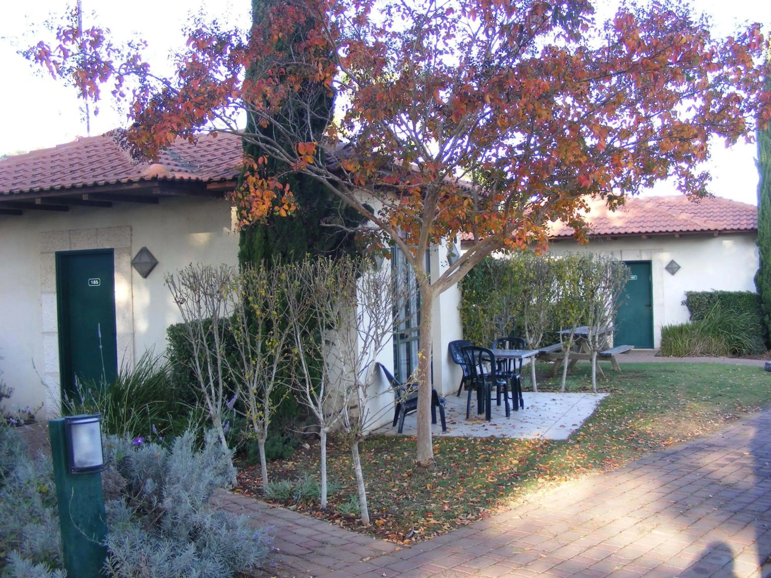 Decorative detail in Shoresh Green Hills