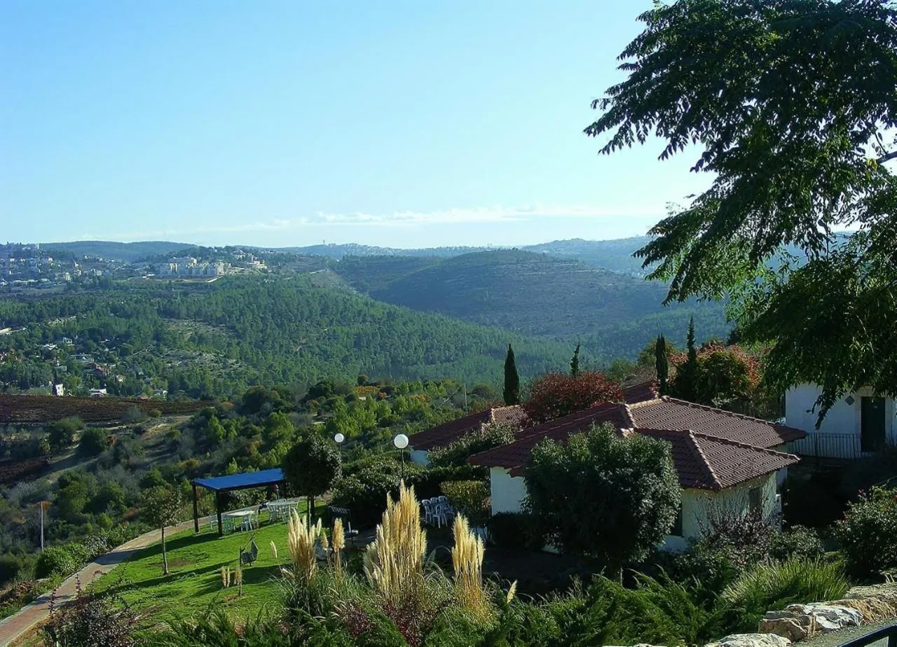 Property building in Shoresh Green Hills