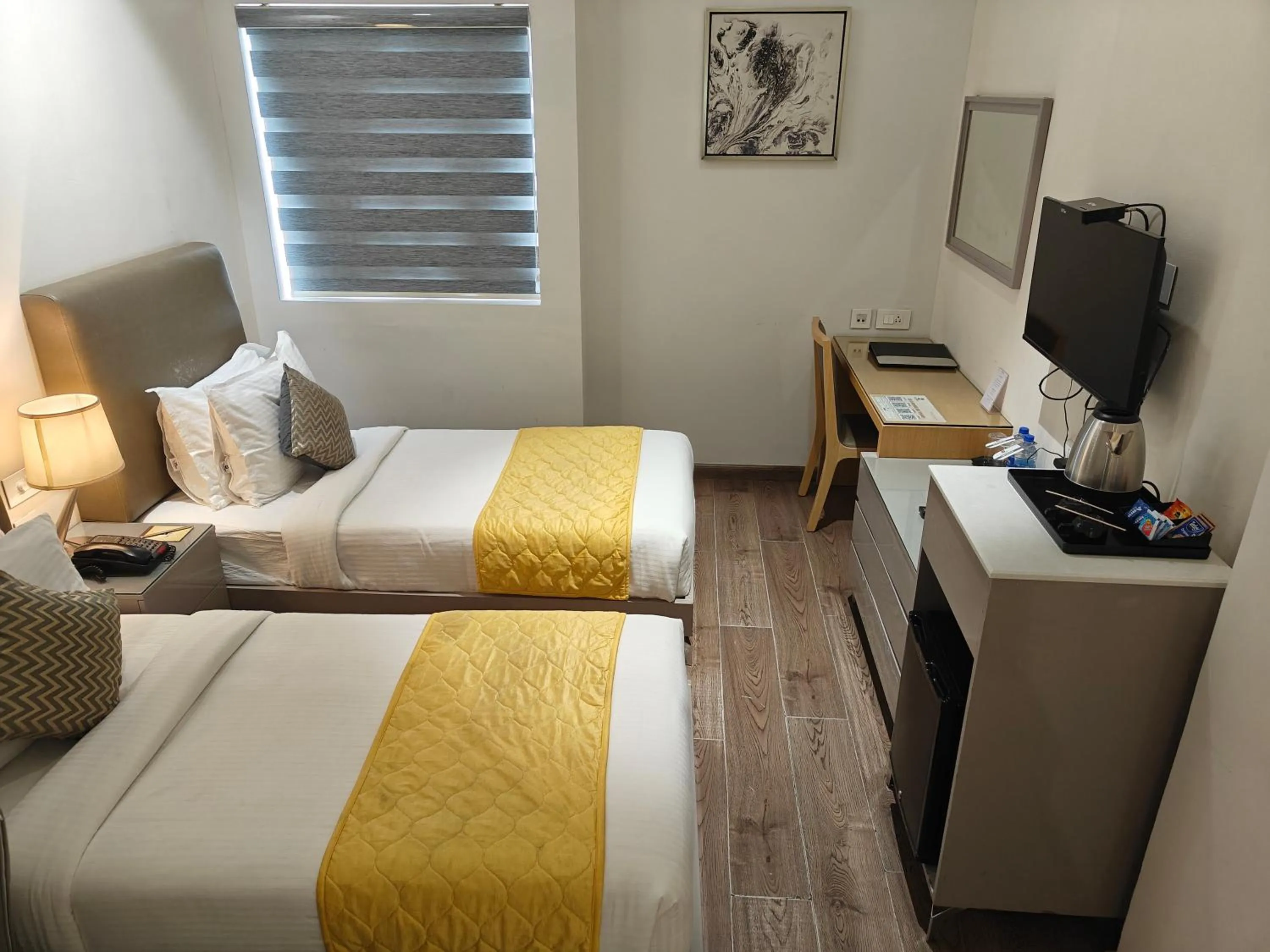 Bed in The Mayberry -A Bergamont Group of Hotels