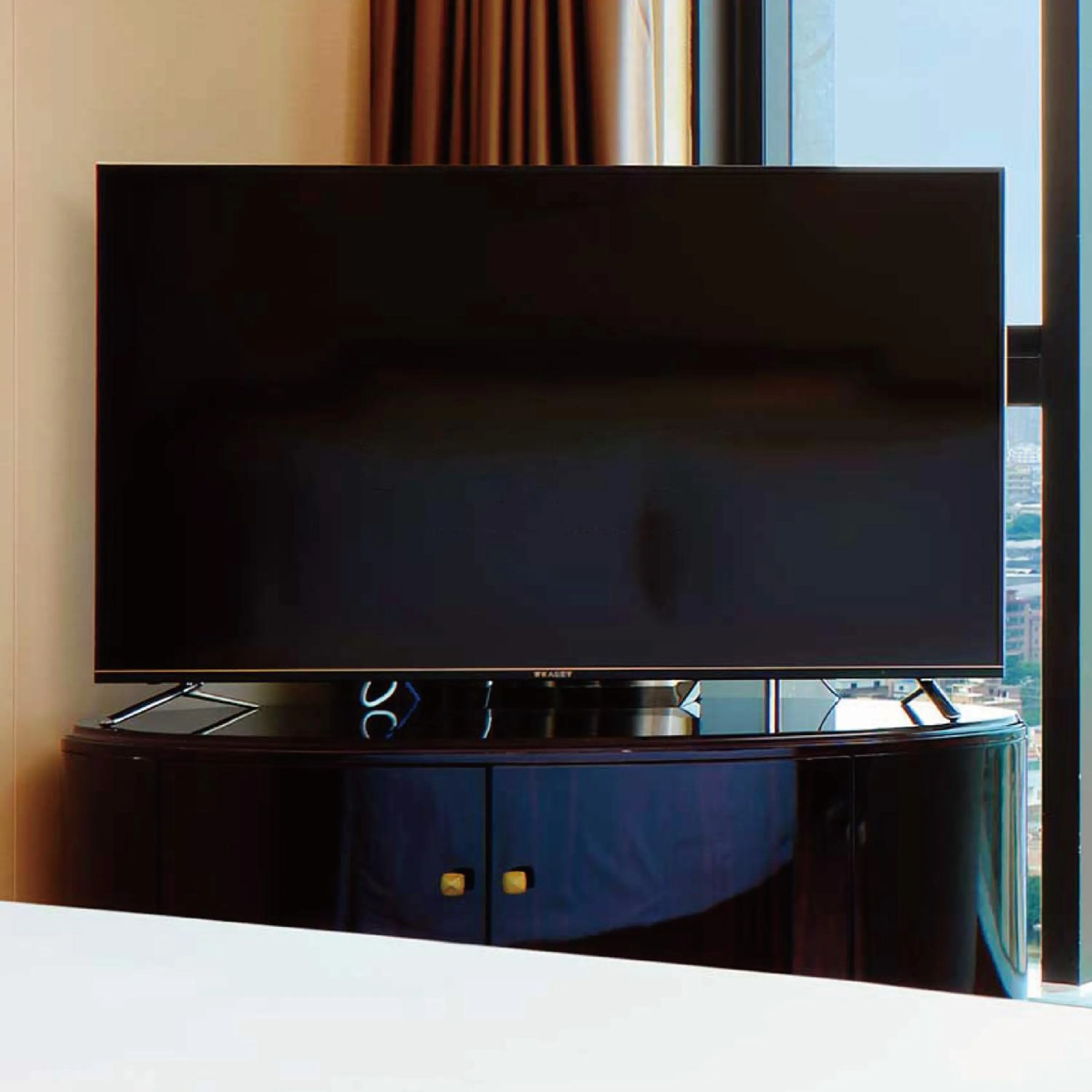 TV and multimedia in The Yun Hotel Foshan Nanhai